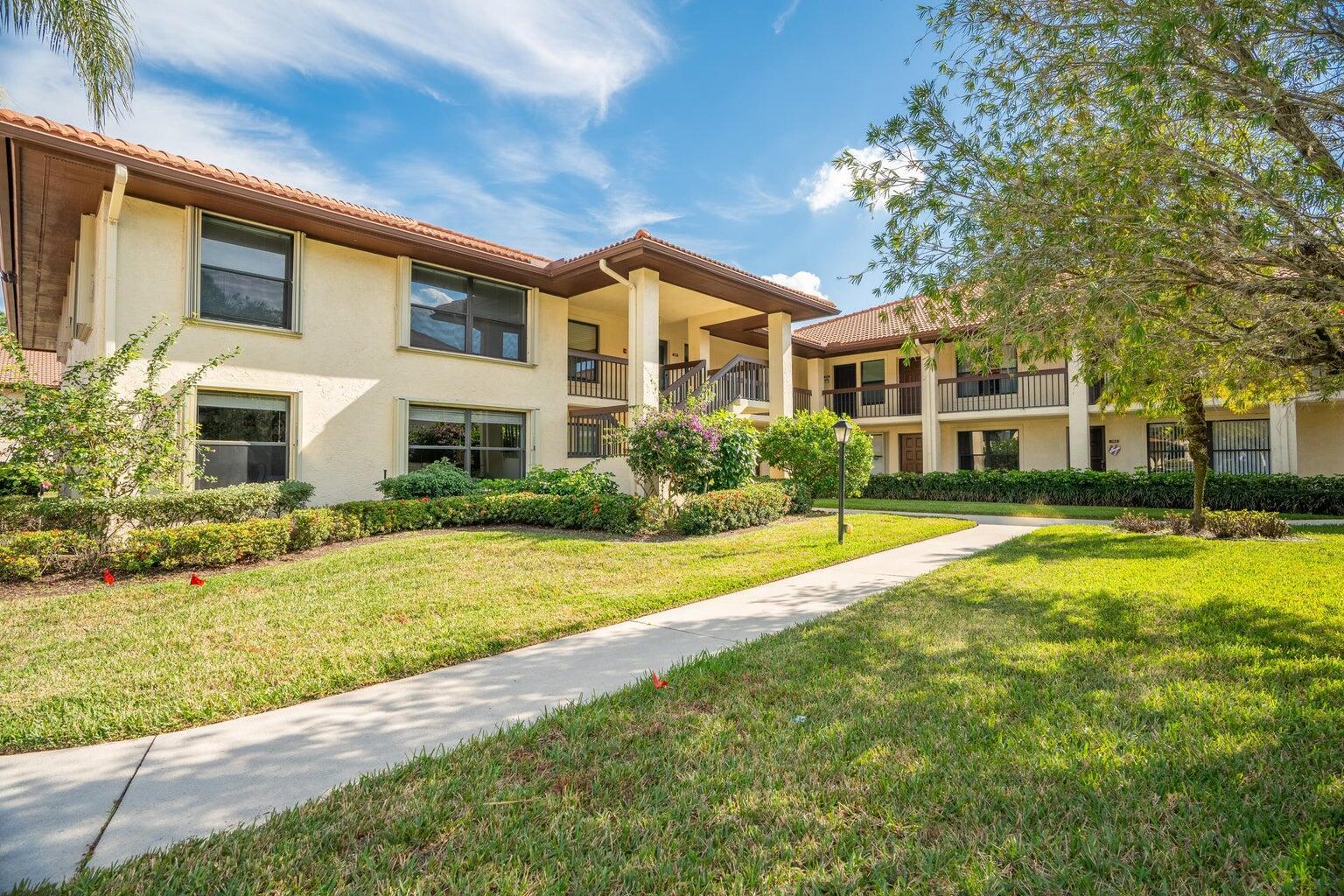450 SW South River Drive 207