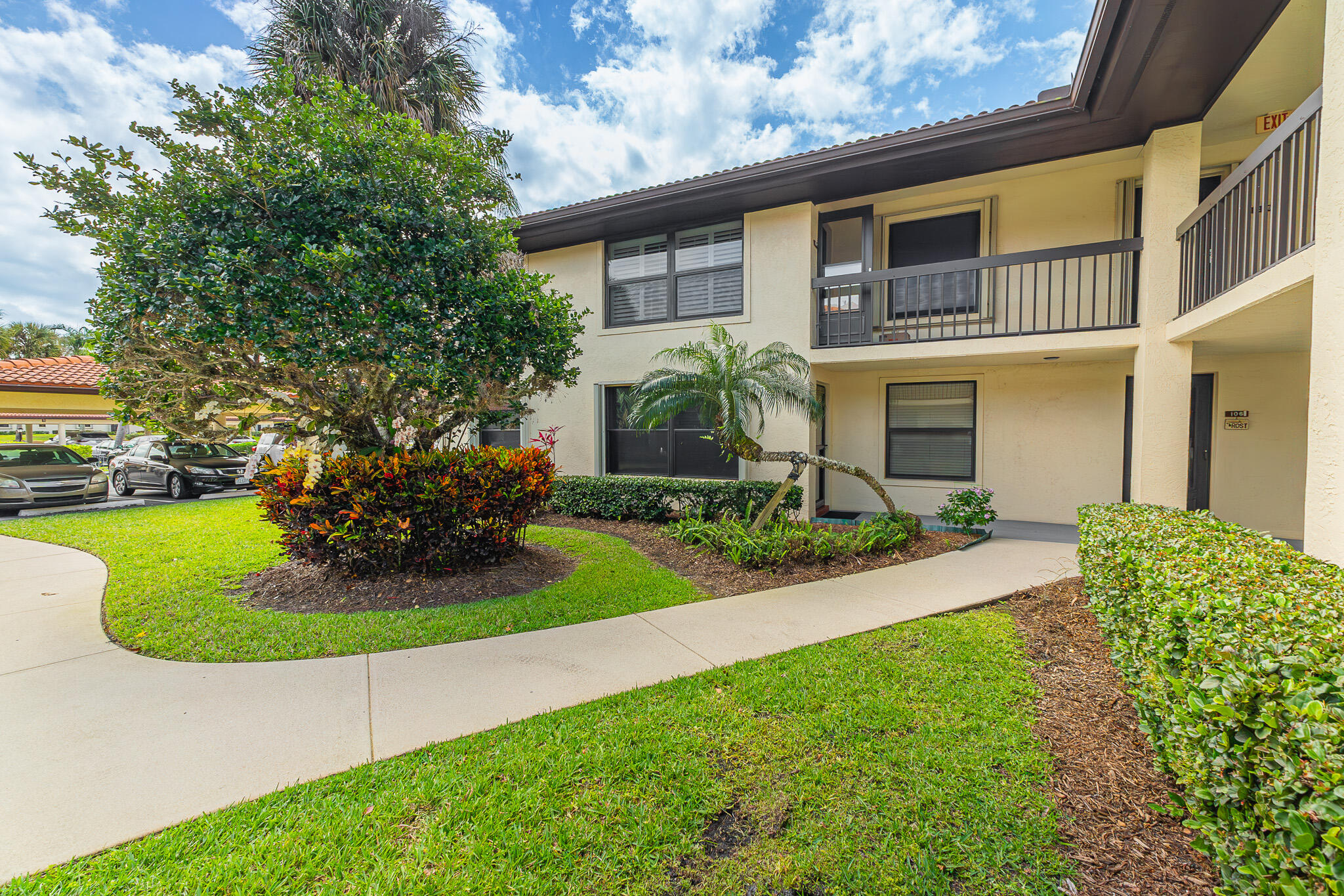 331 SW South River Drive 107
