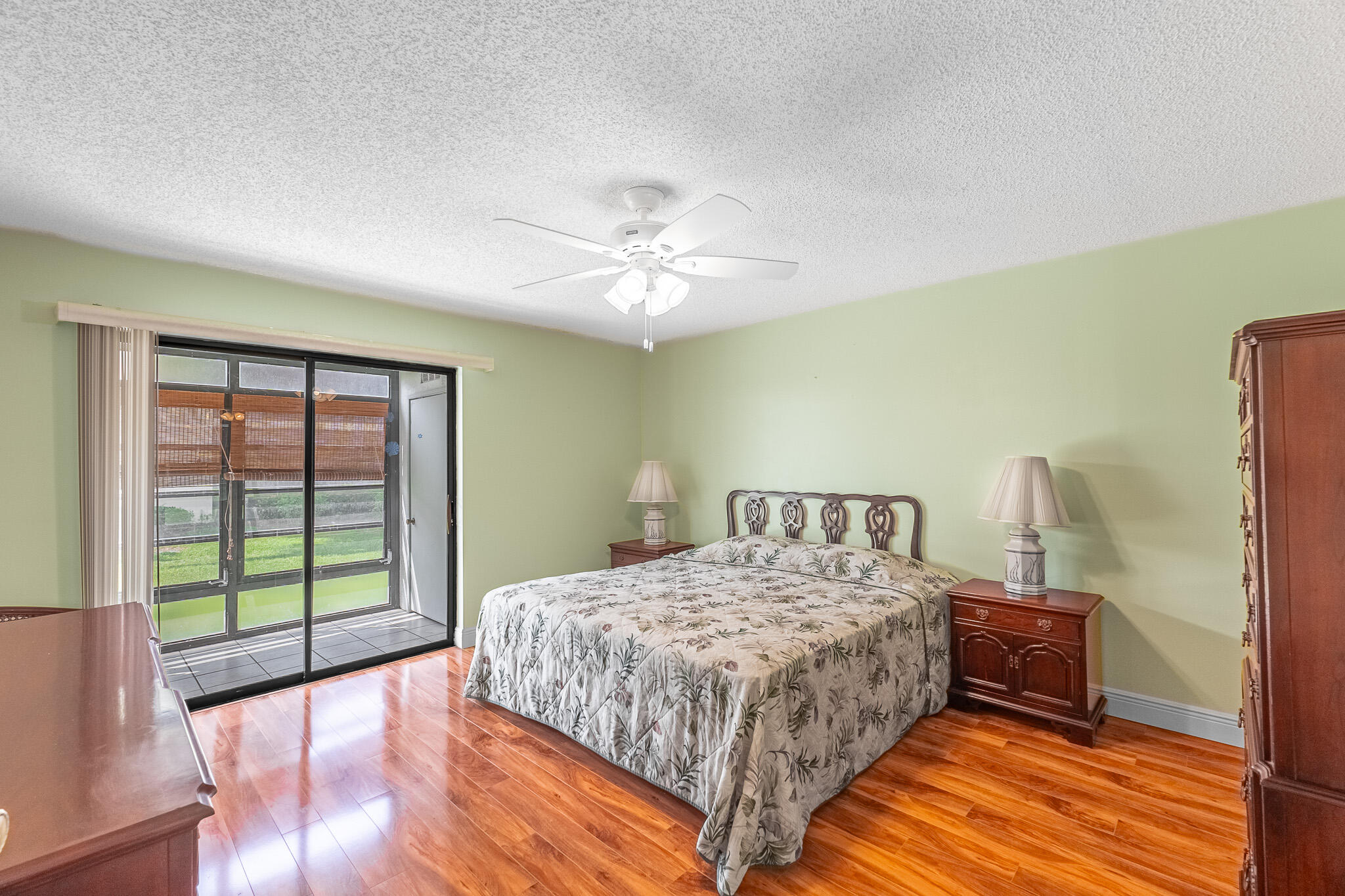 331 SW South River Drive 107