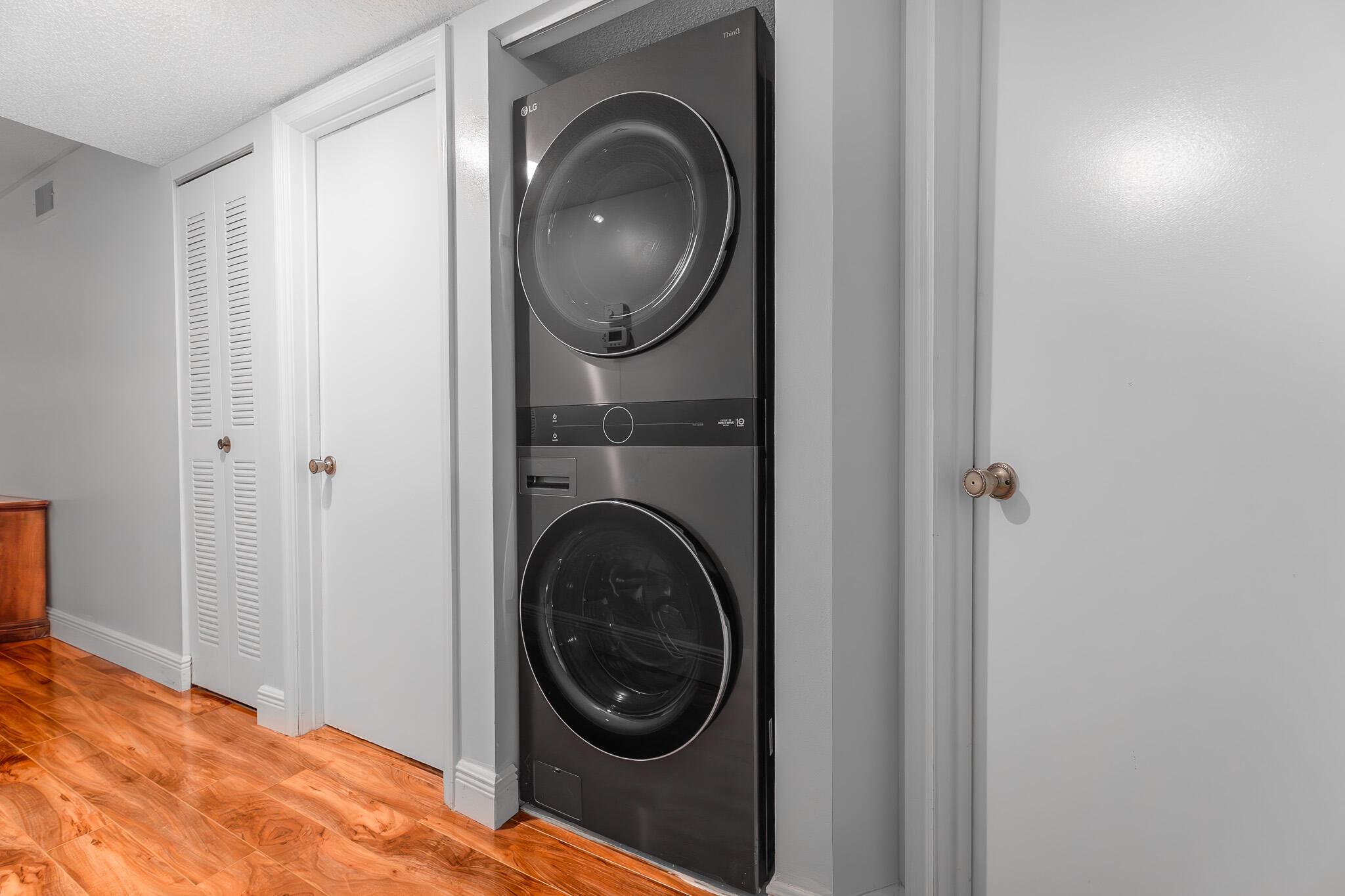 331 SW South River Drive 107