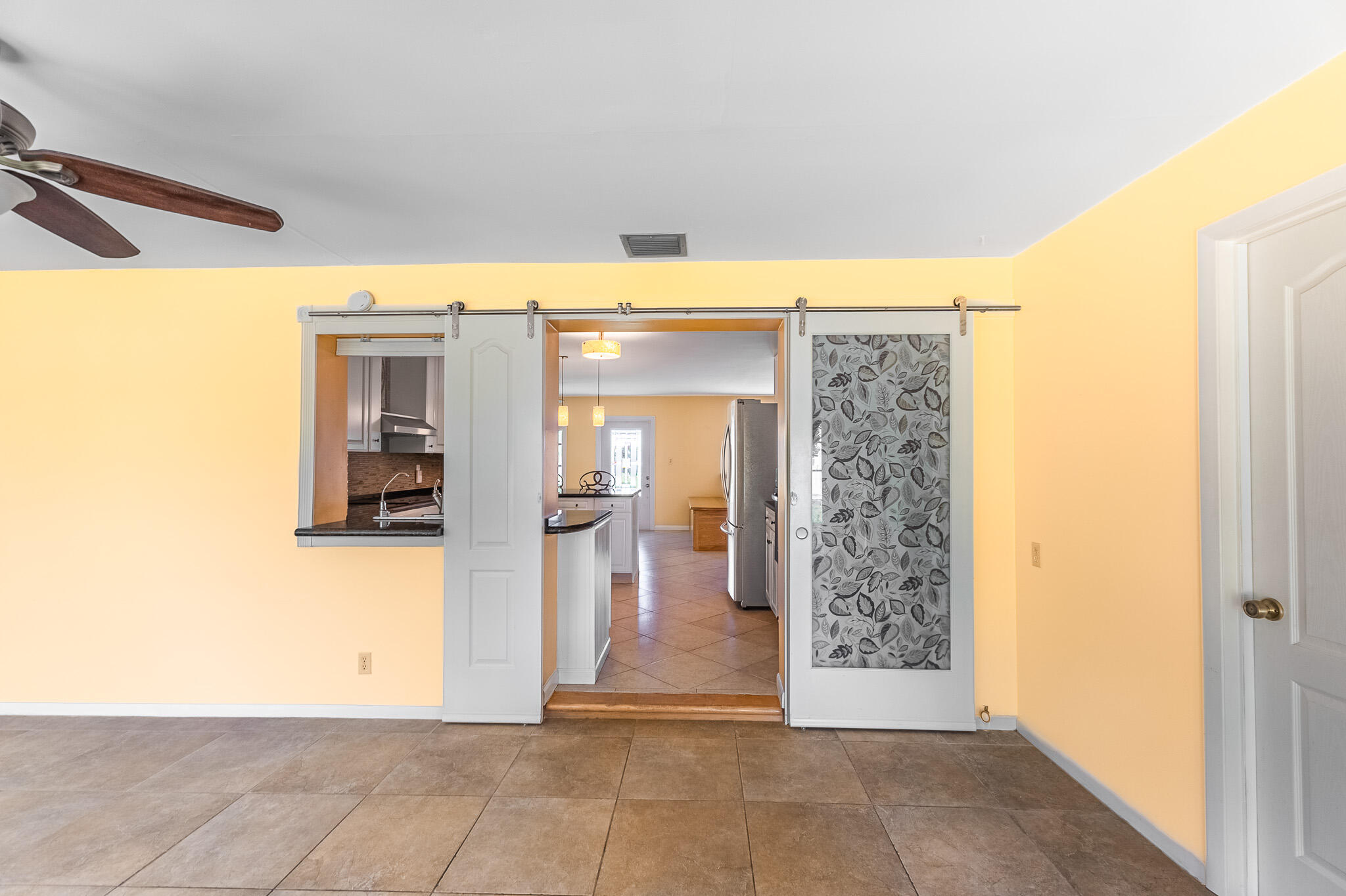 1079 NE Crescent Street