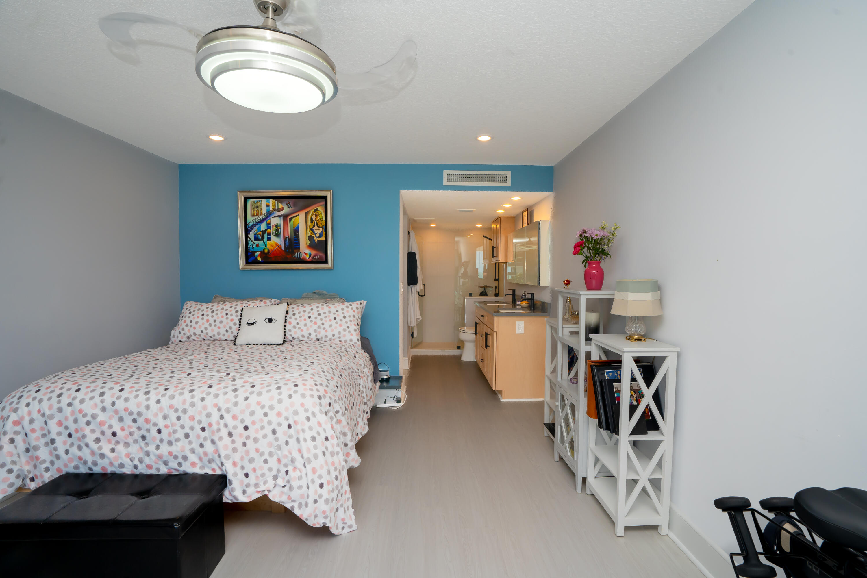 9500 S Ocean Drive 1208