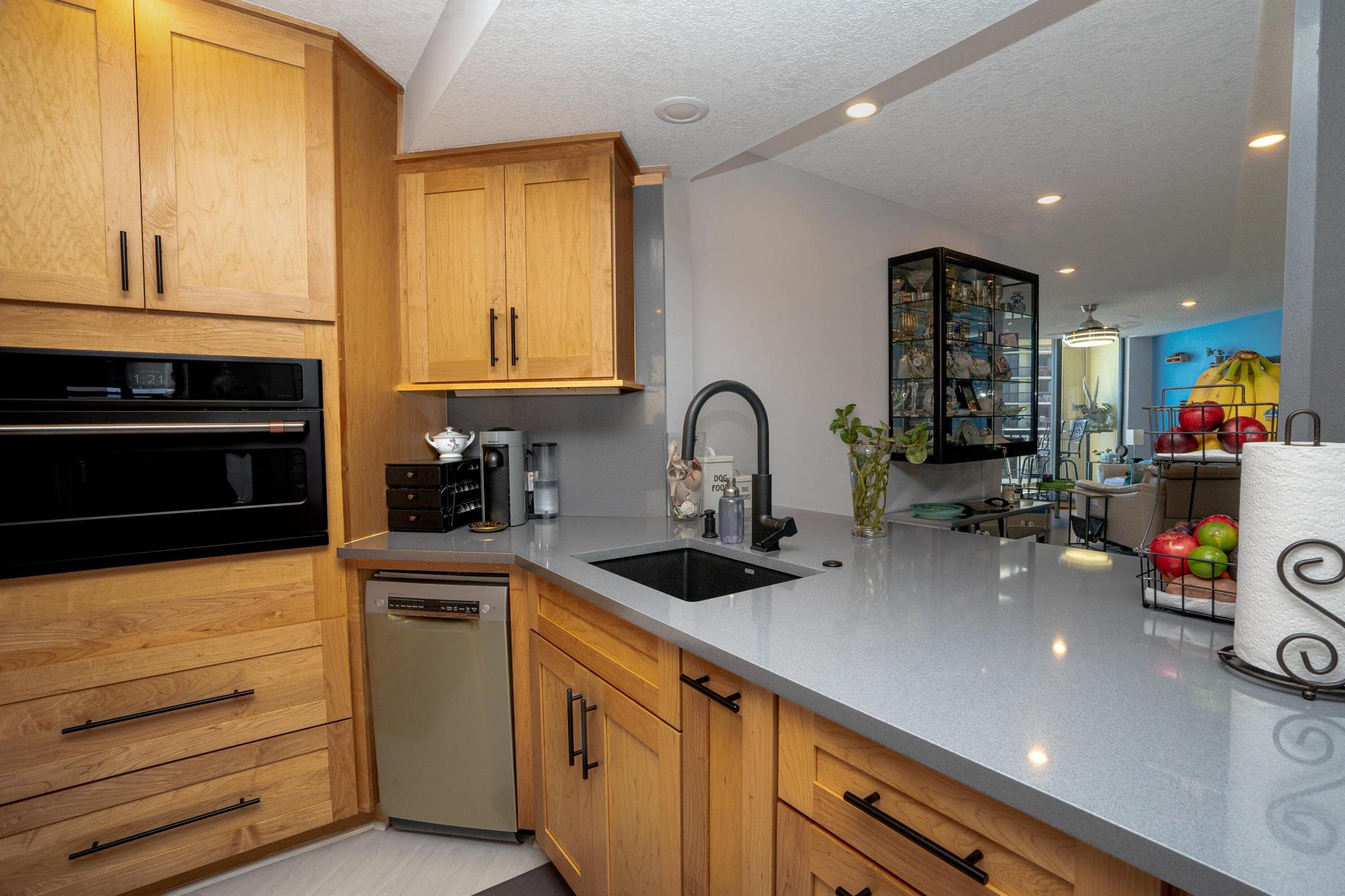 9500 S Ocean Drive 1208