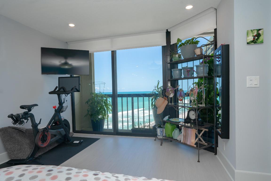 9500 S Ocean Drive 1208