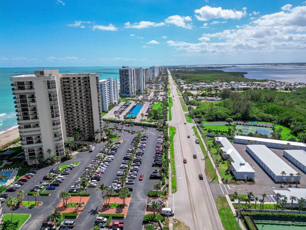 9500 S Ocean Drive 1208