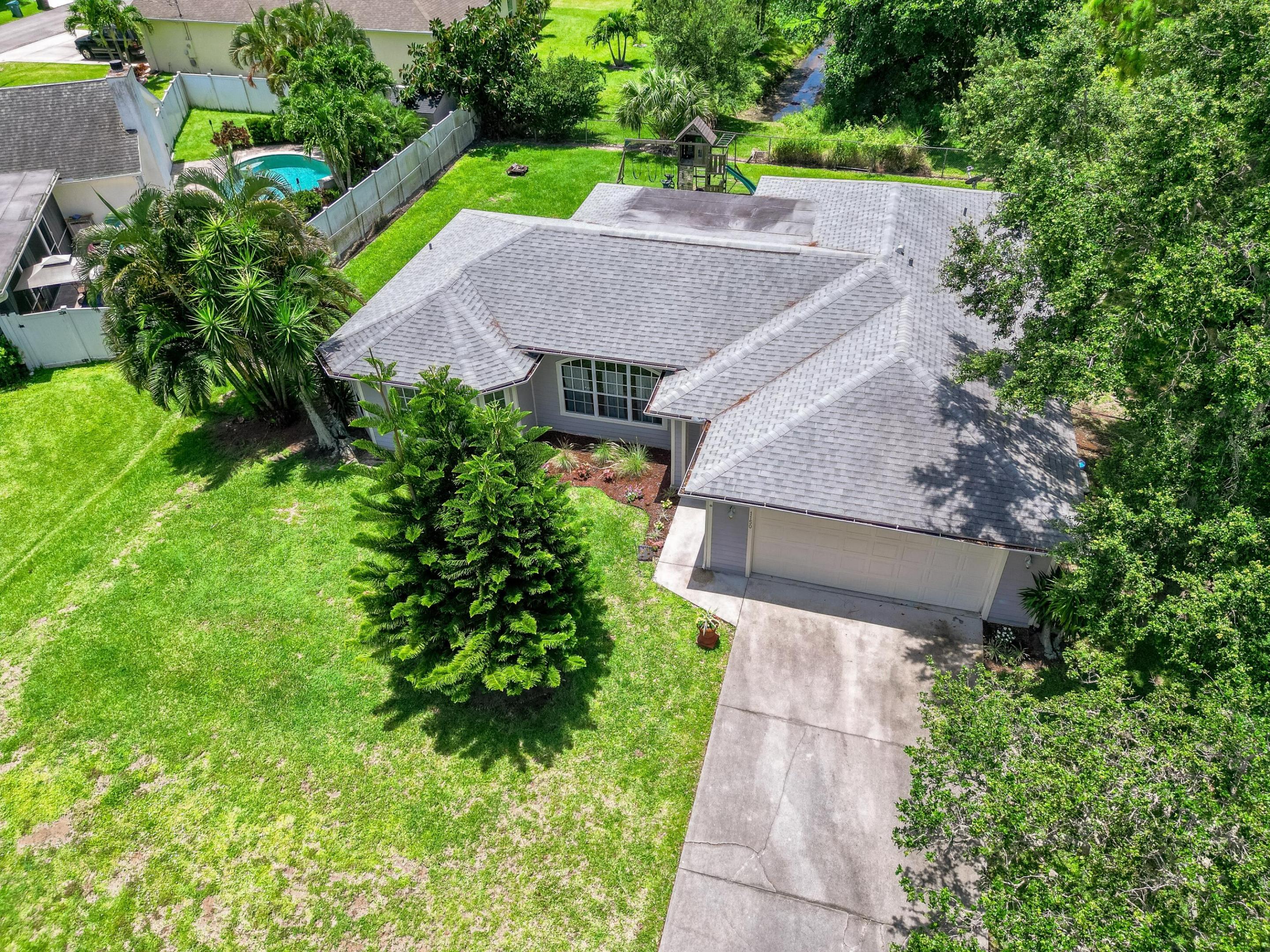 1150 SW Alesio Lane