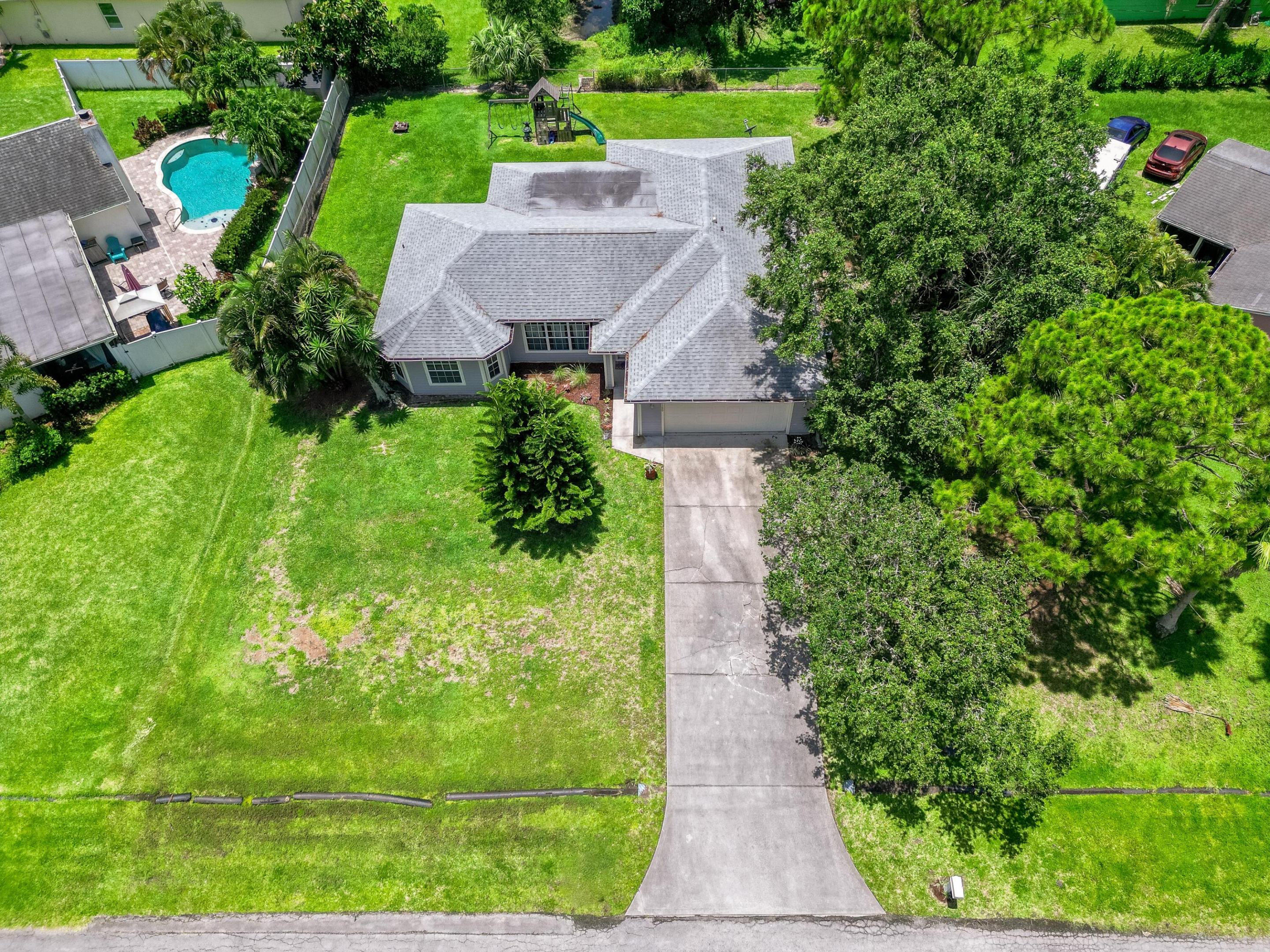 1150 SW Alesio Lane