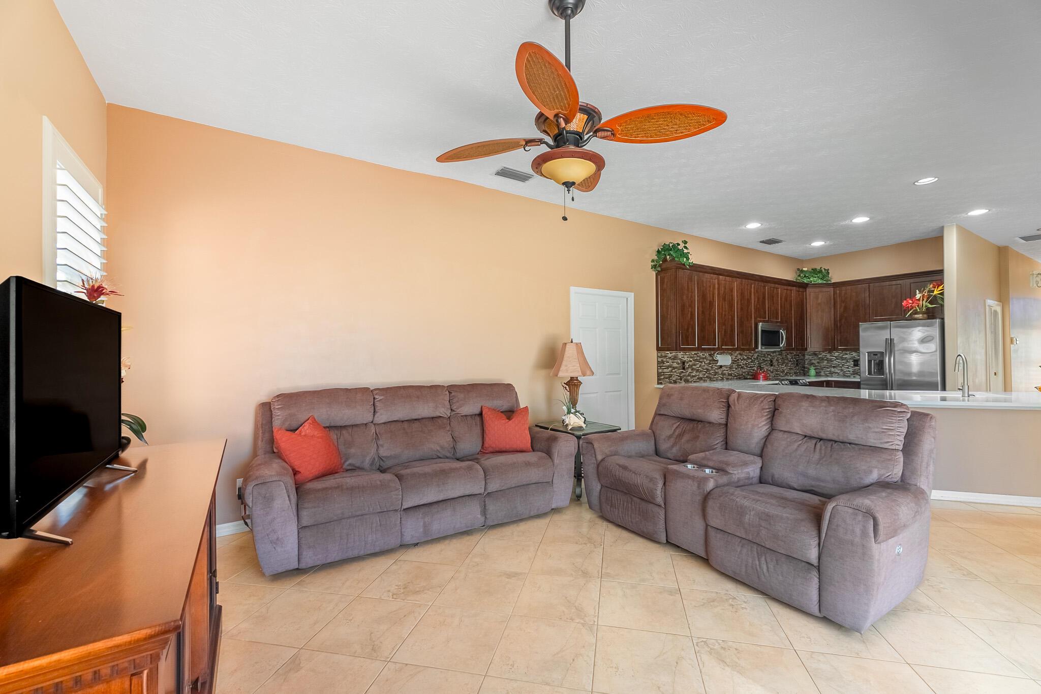 3063 SE Galt Circle