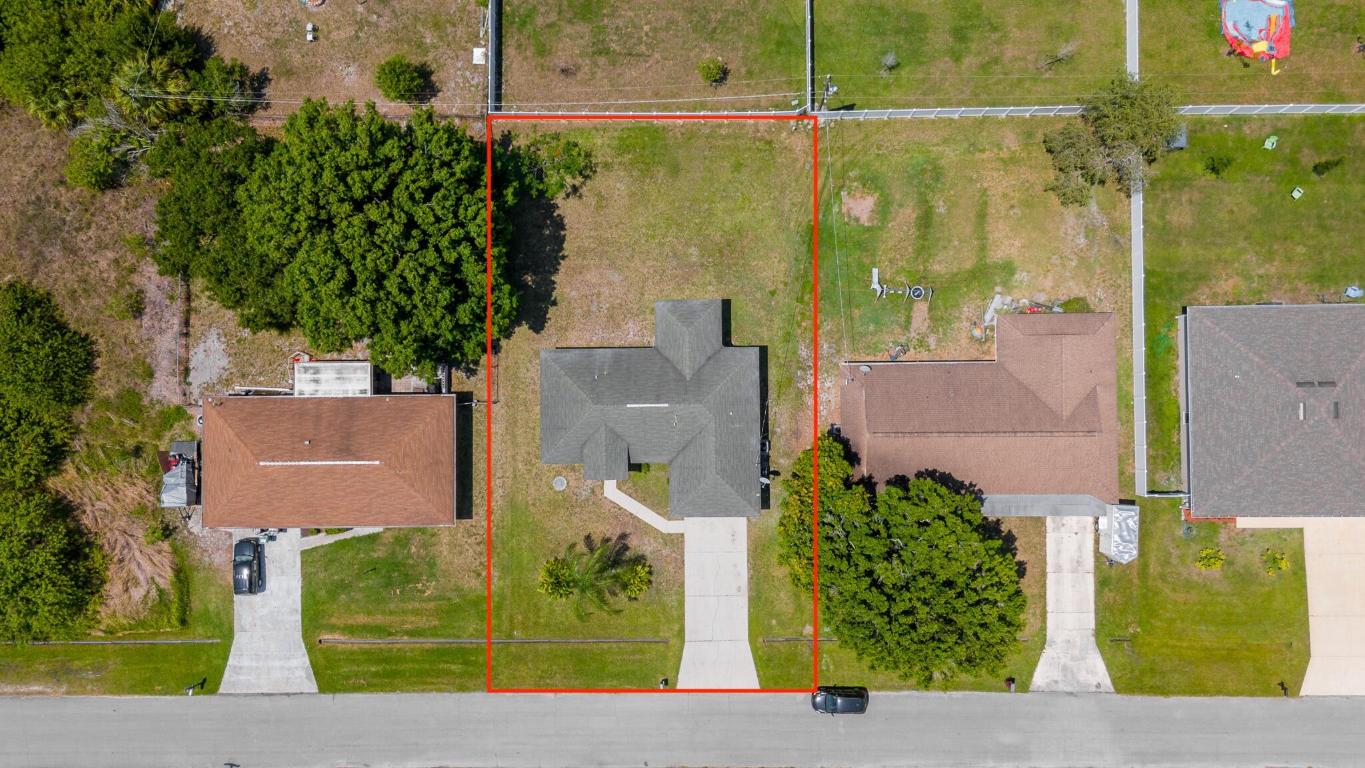 545 SW Buswell Avenue