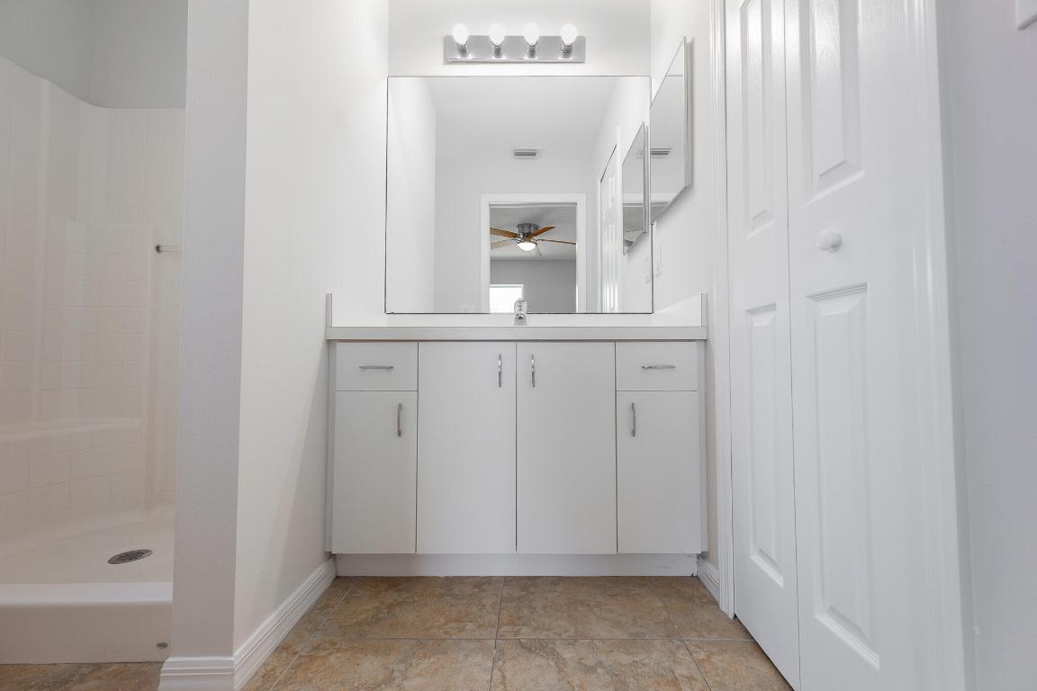 545 SW Buswell Avenue