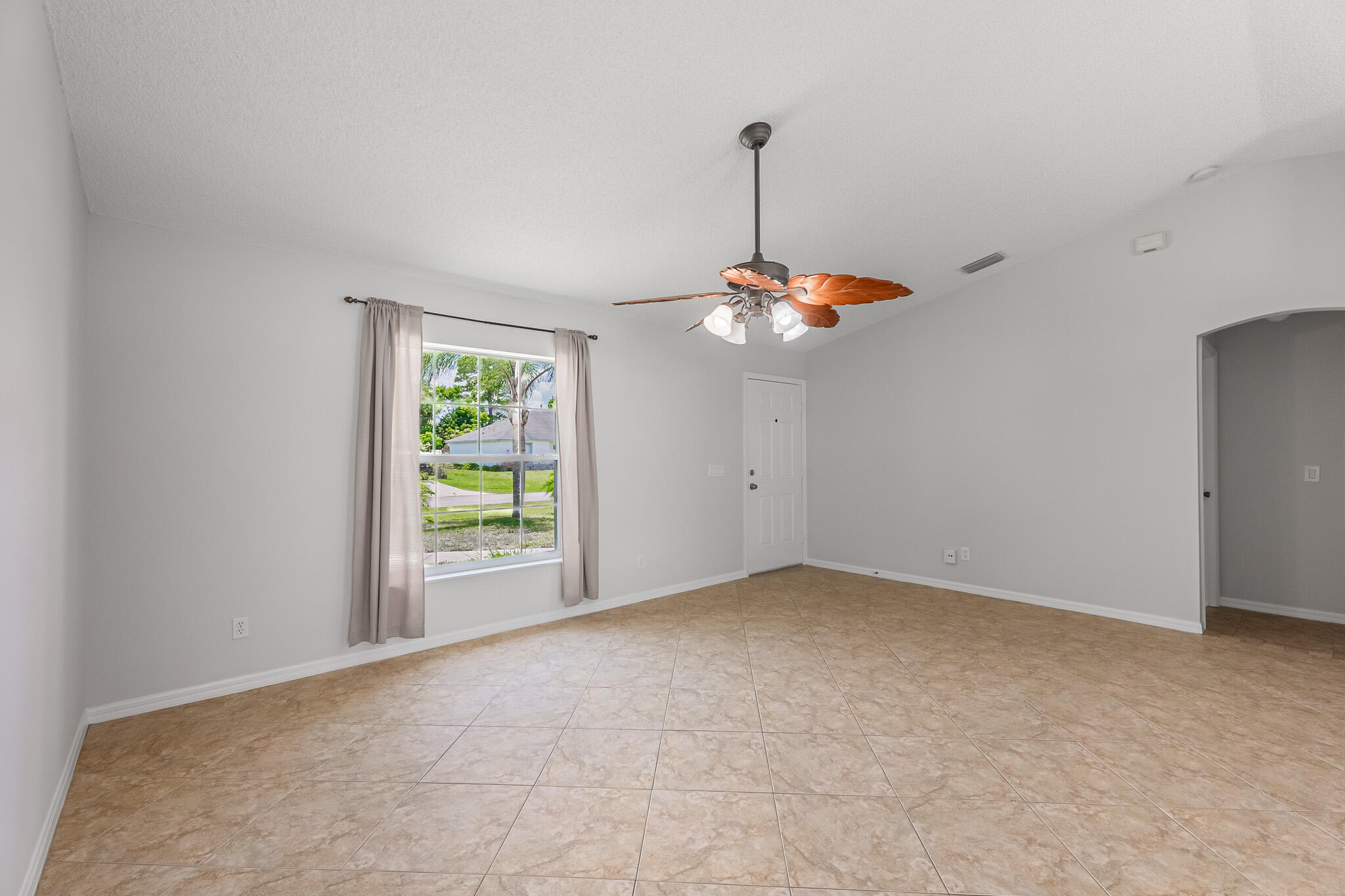 545 SW Buswell Avenue