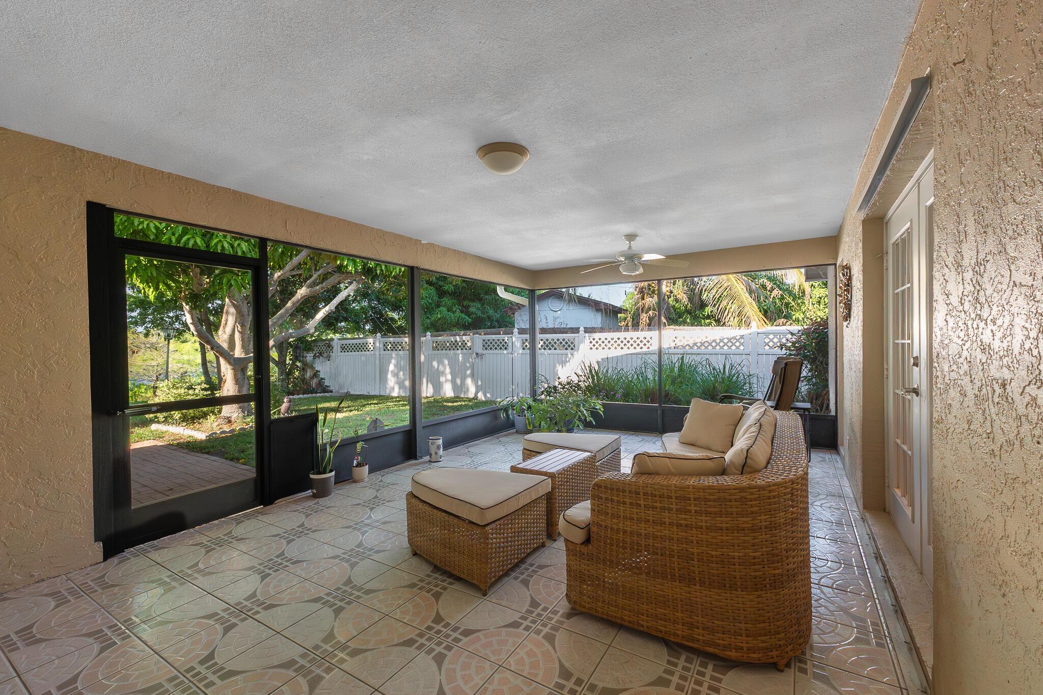 2365 SE Luau Avenue