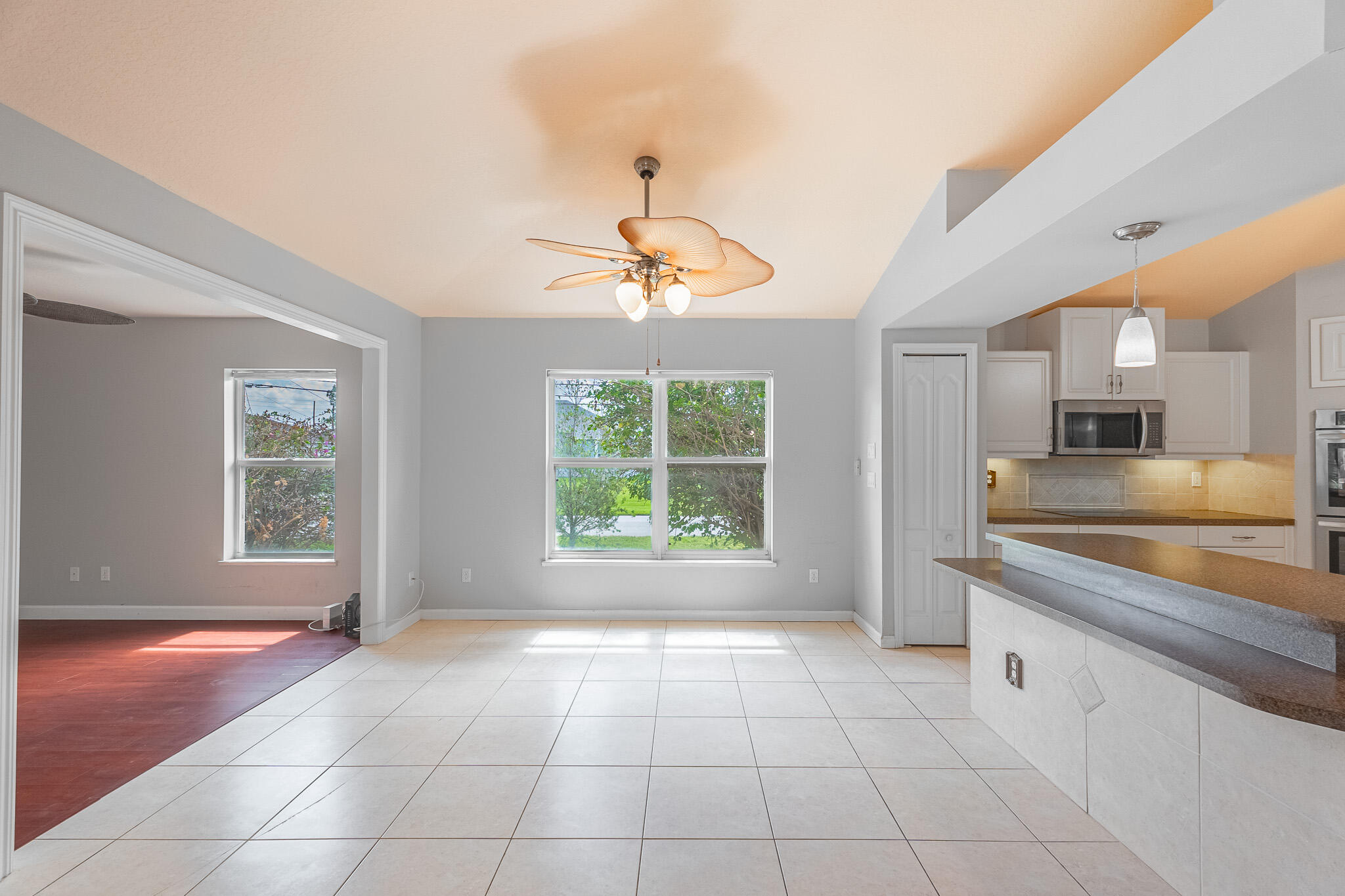 1501 SW Kamchatka Avenue