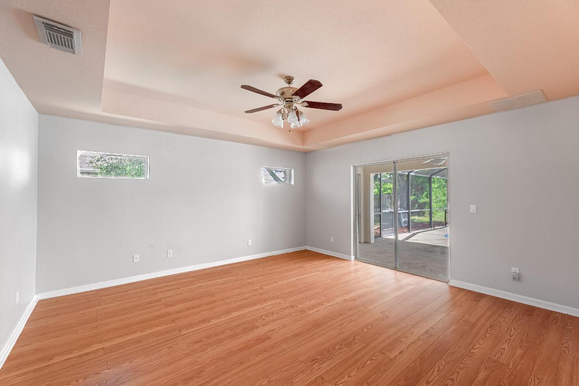 1501 SW Kamchatka Avenue