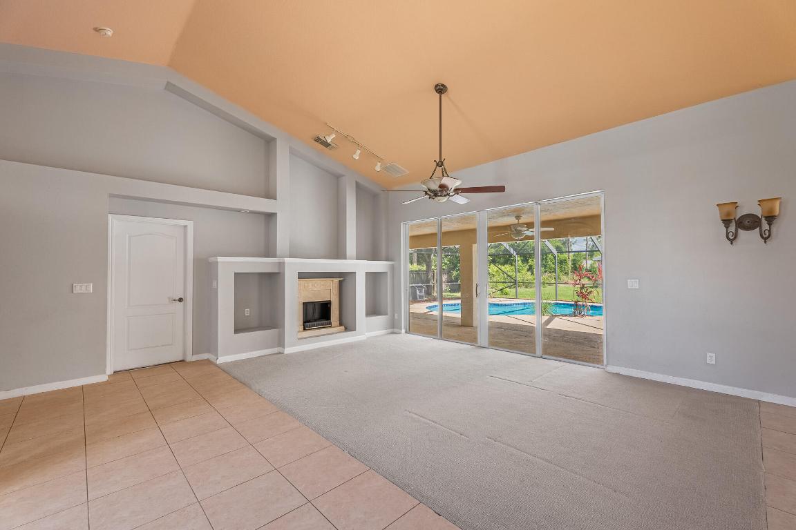 1501 SW Kamchatka Avenue