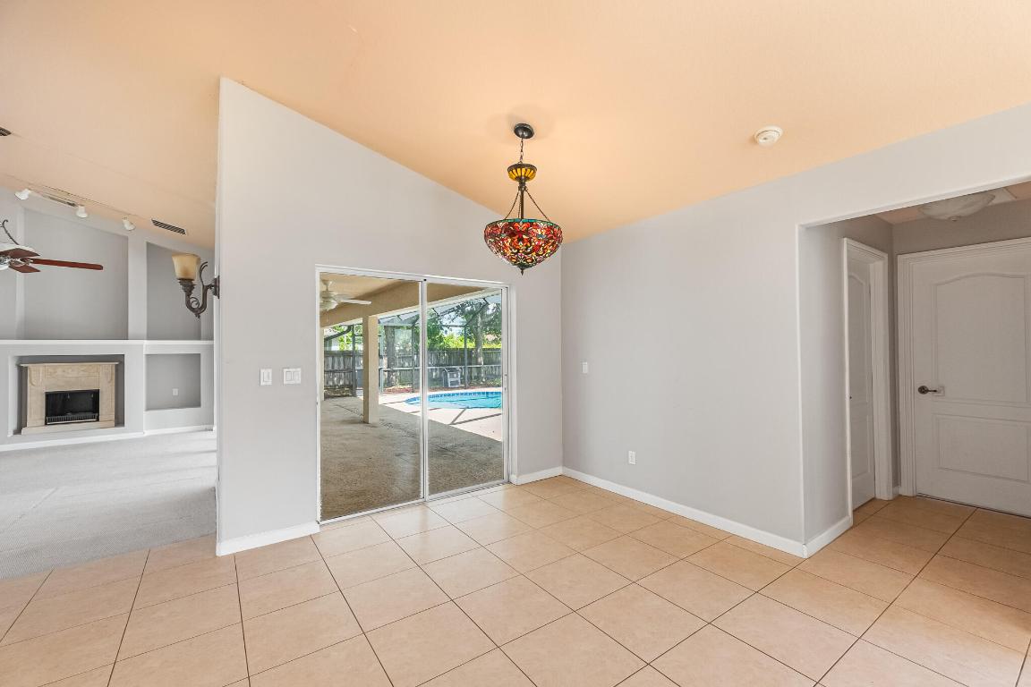 1501 SW Kamchatka Avenue