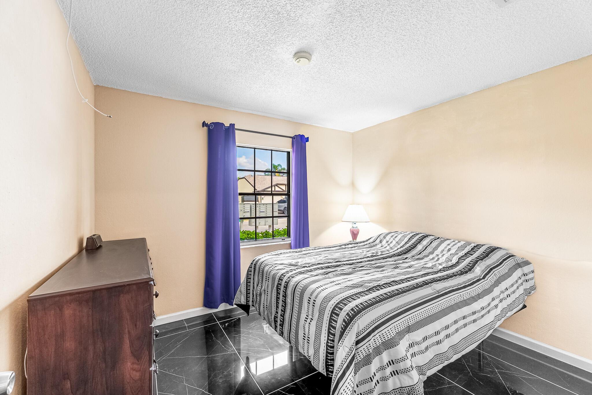 2229 SE Brekenridge Circle