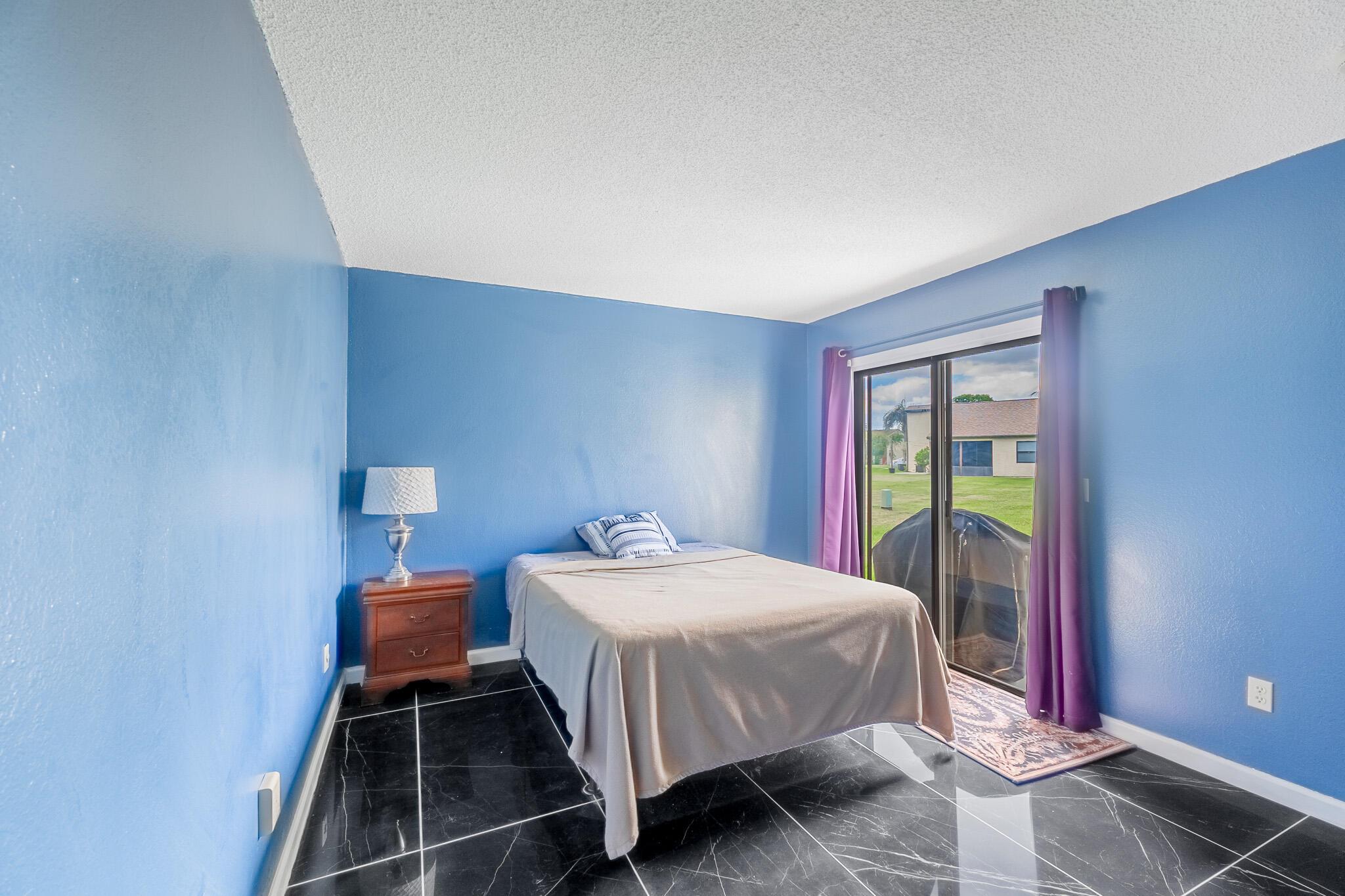 2229 SE Brekenridge Circle