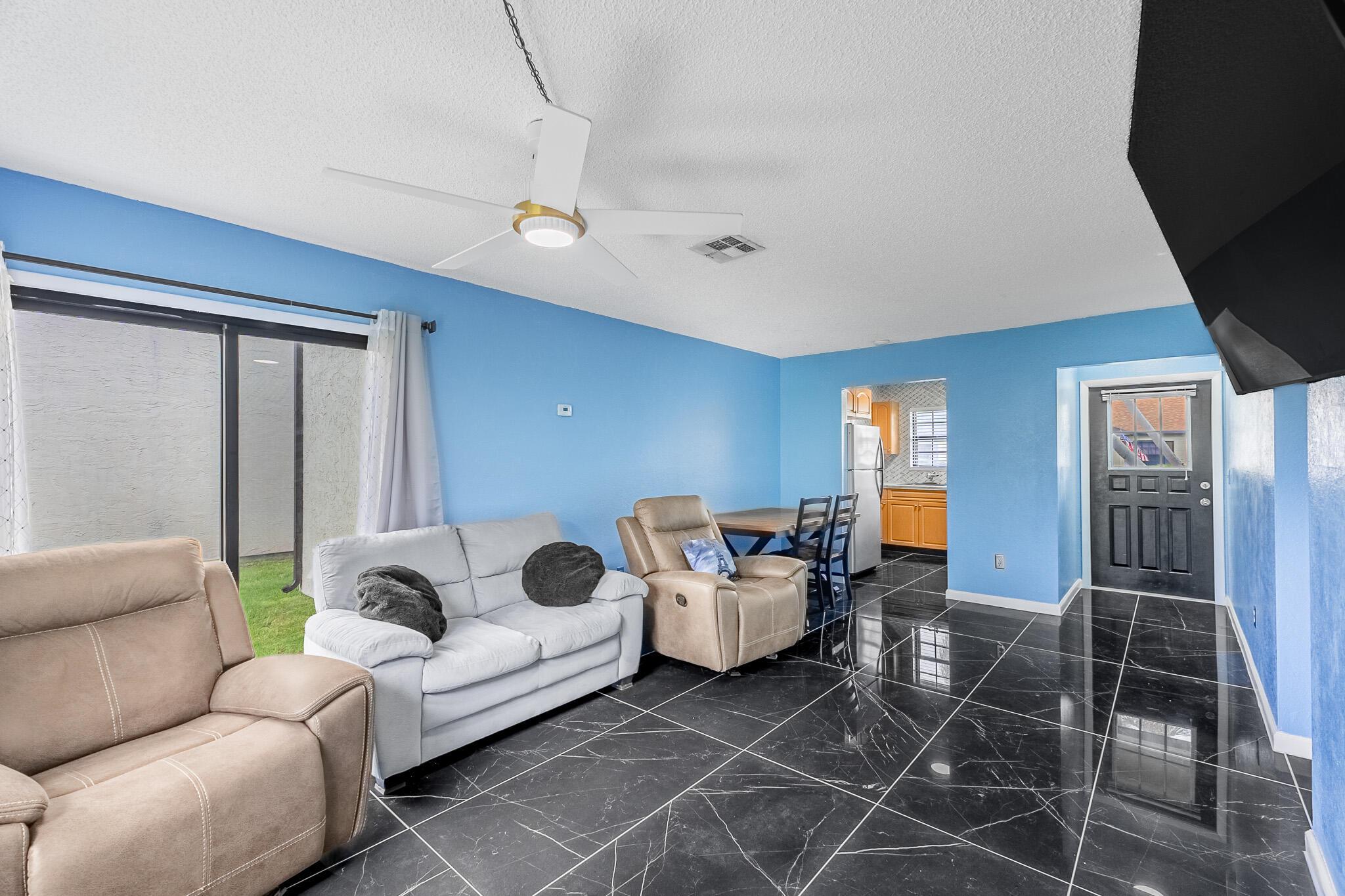 2229 SE Brekenridge Circle