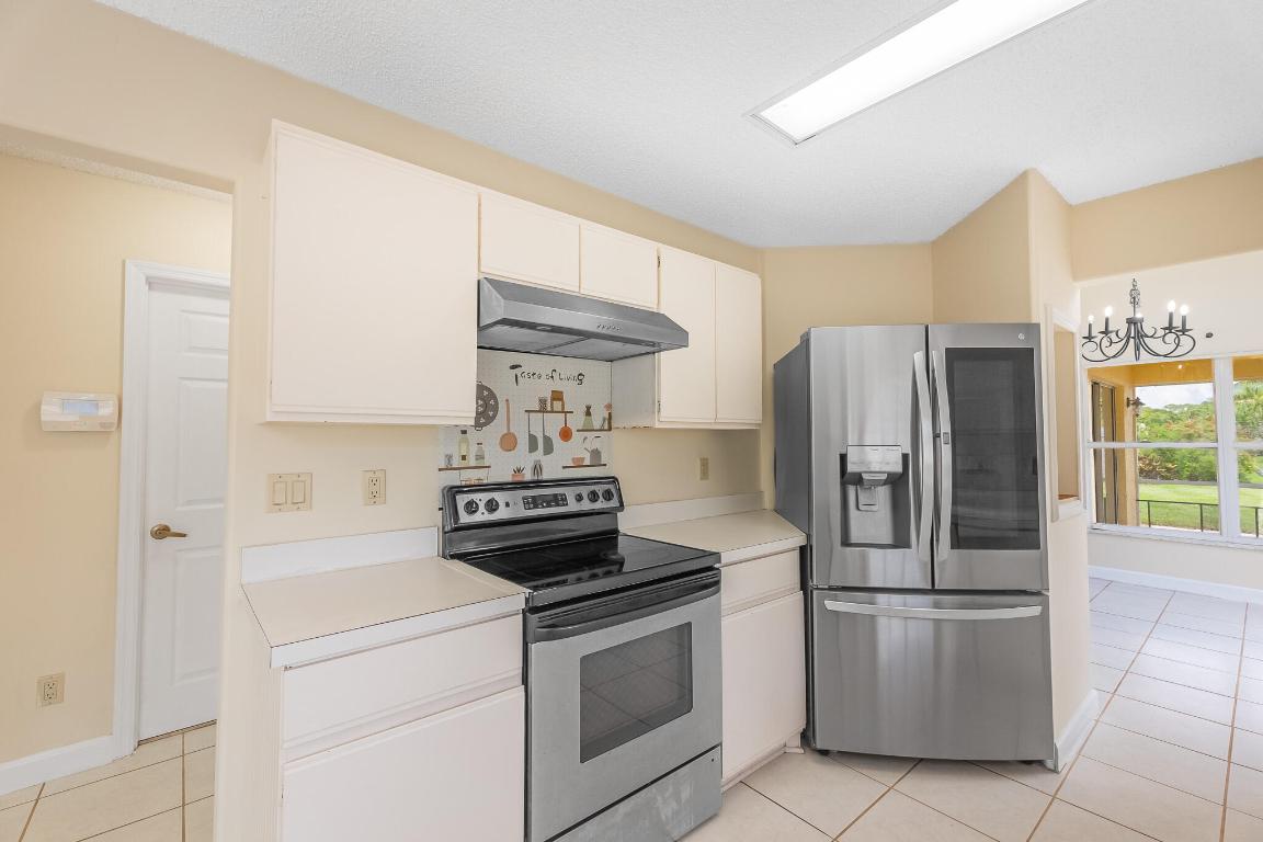 2322 SW Olympic Club Terrace