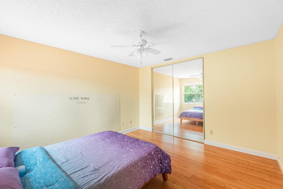 2322 SW Olympic Club Terrace