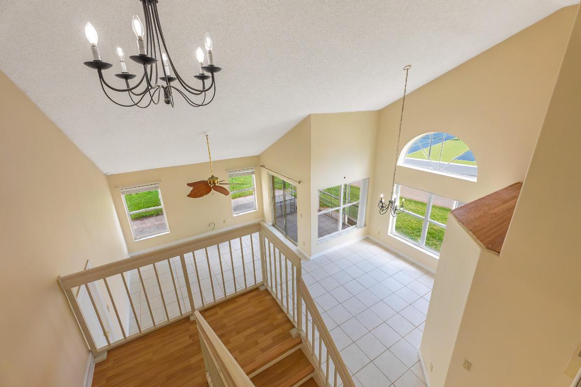 2322 SW Olympic Club Terrace