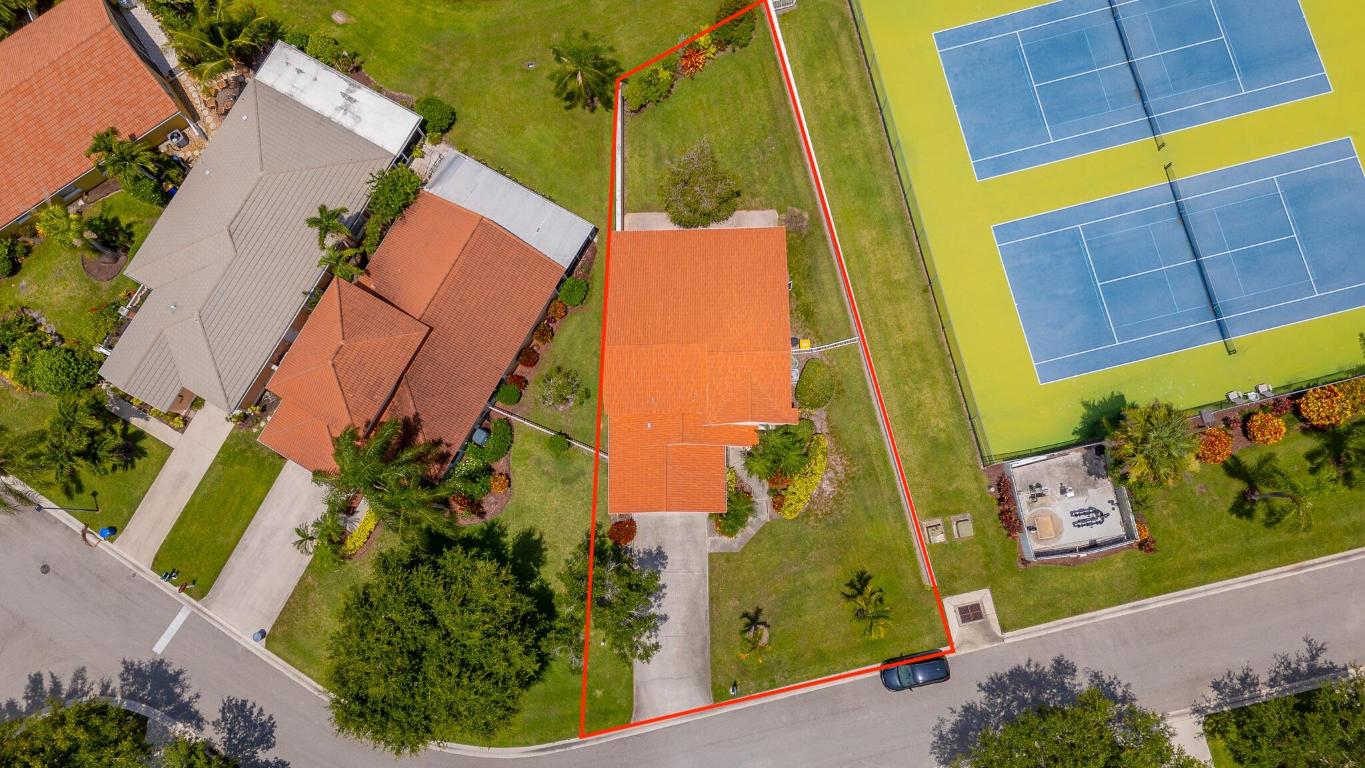 2322 SW Olympic Club Terrace