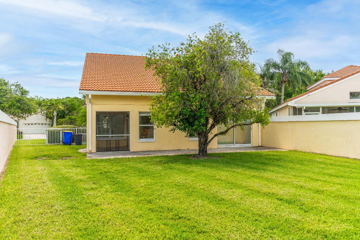 2322 SW Olympic Club Terrace