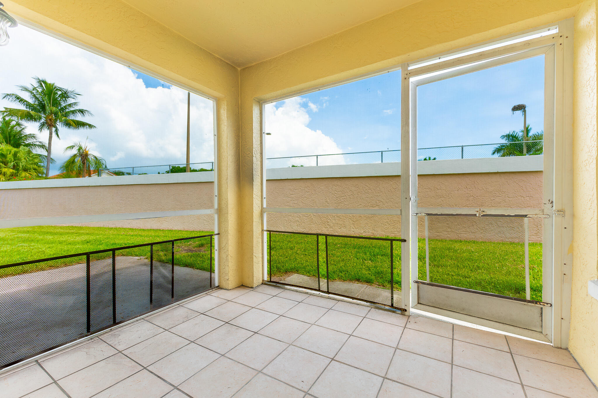 2322 SW Olympic Club Terrace