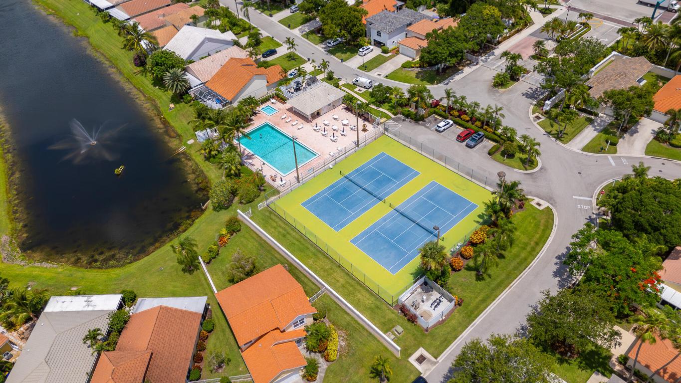 2322 SW Olympic Club Terrace