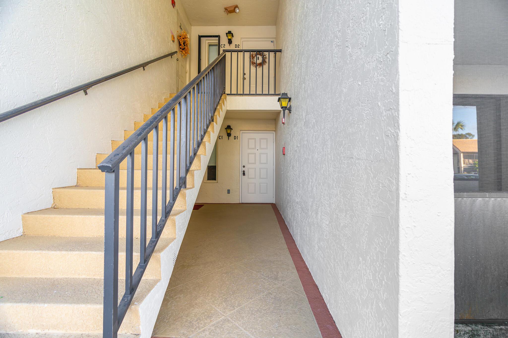 2025 SW Silver Pine Way 120-D1