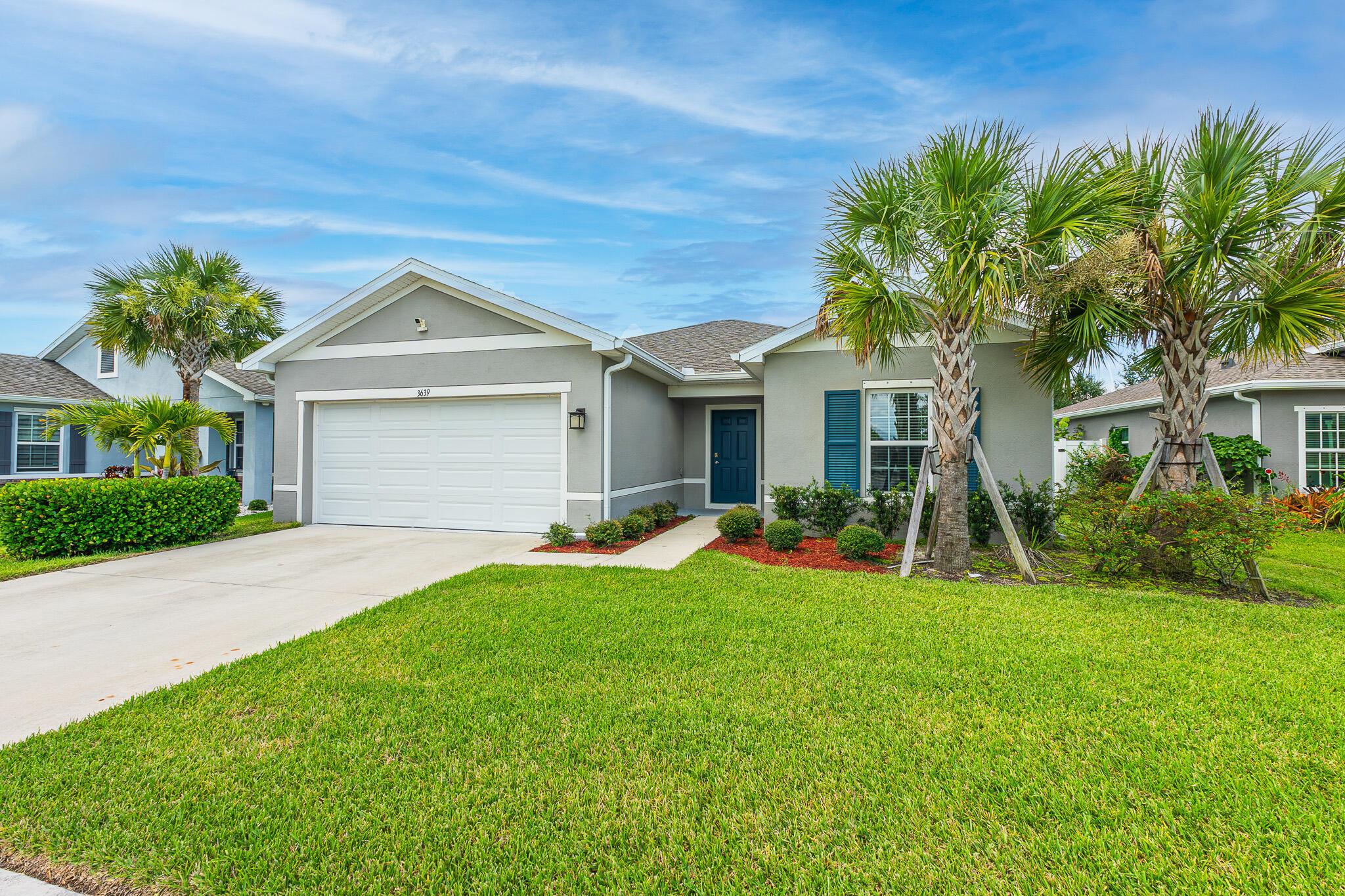 3639 Sapphire Hollow Way