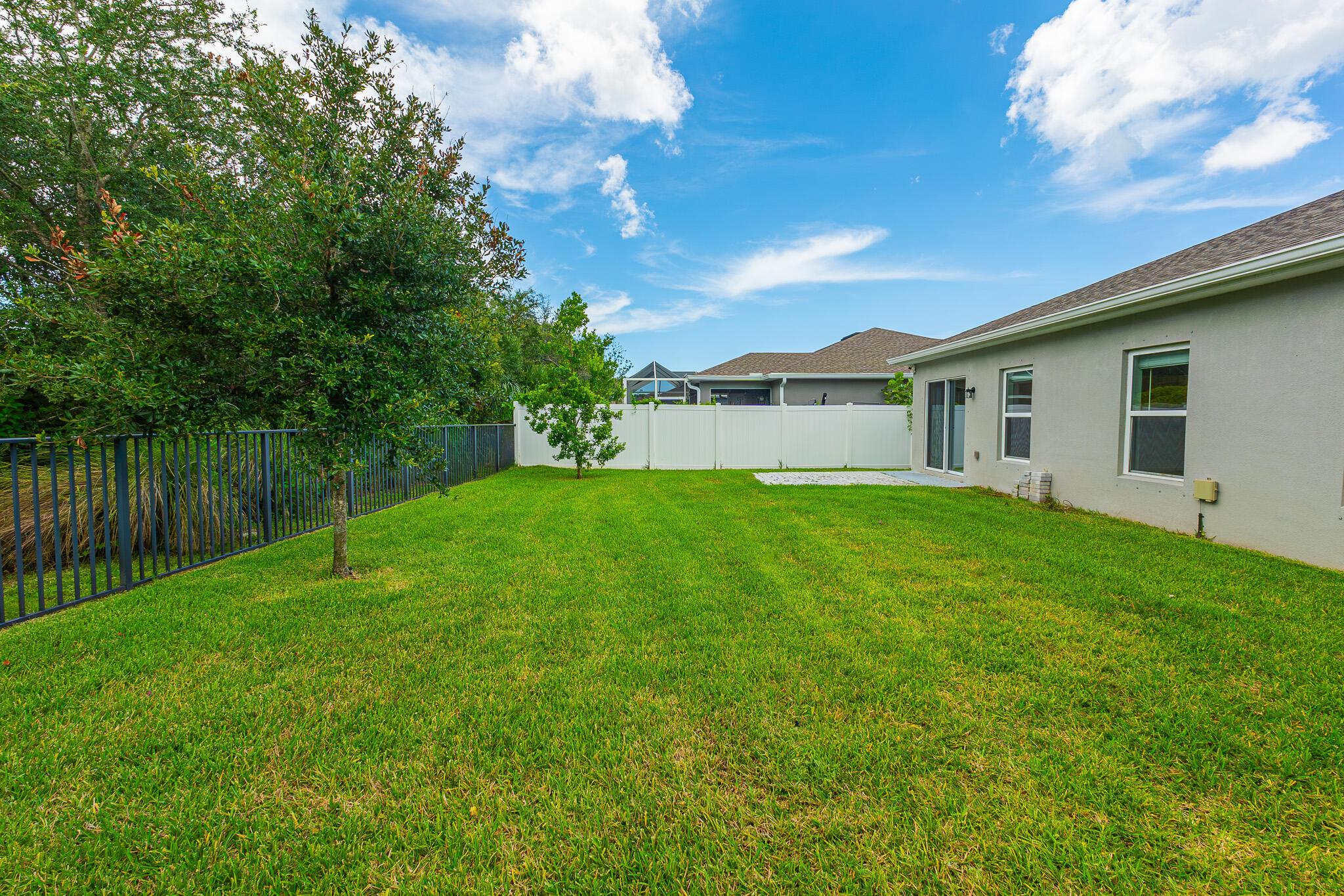 3639 Sapphire Hollow Way