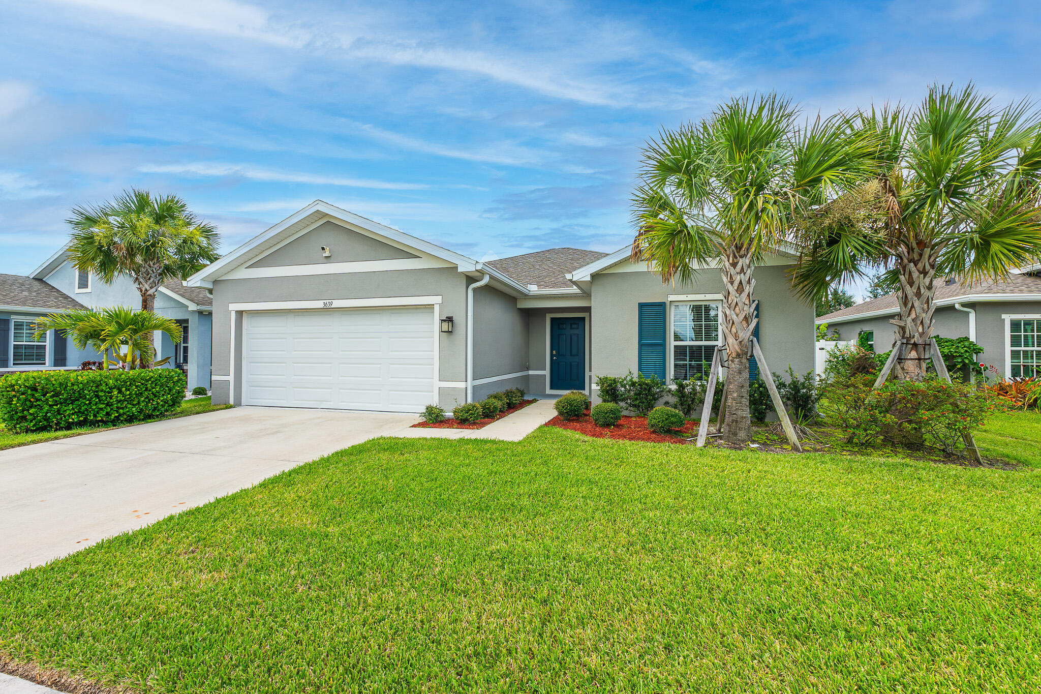 3639 Sapphire Hollow Way