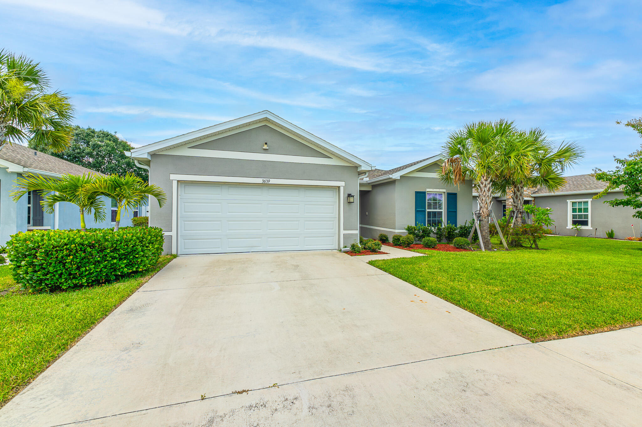 3639 Sapphire Hollow Way