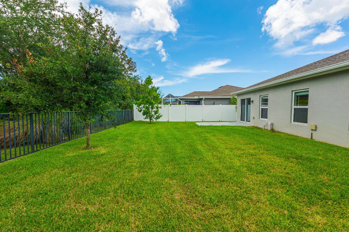 3639 Sapphire Hollow Way