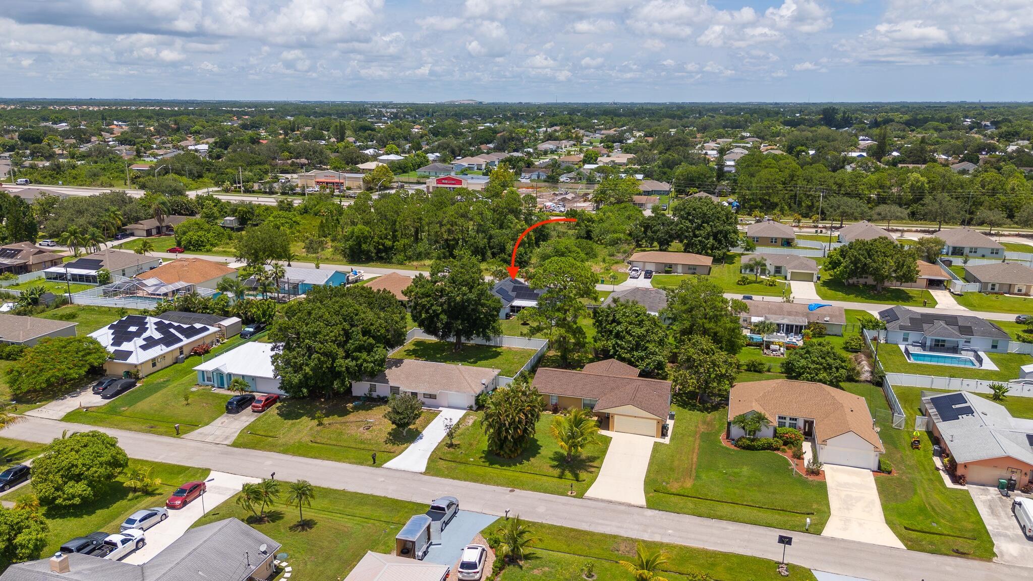 556 SW Buswell Avenue