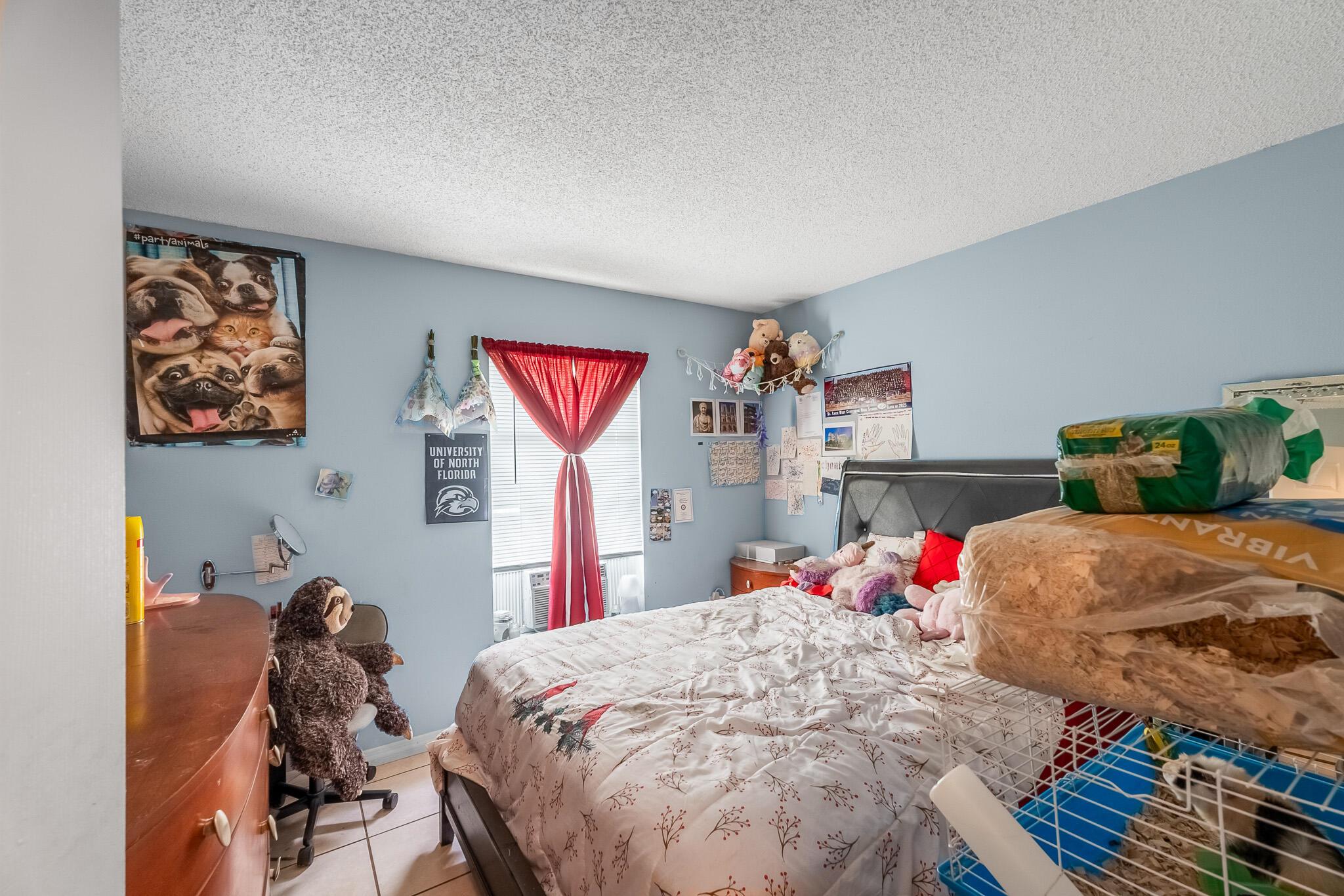 556 SW Buswell Avenue