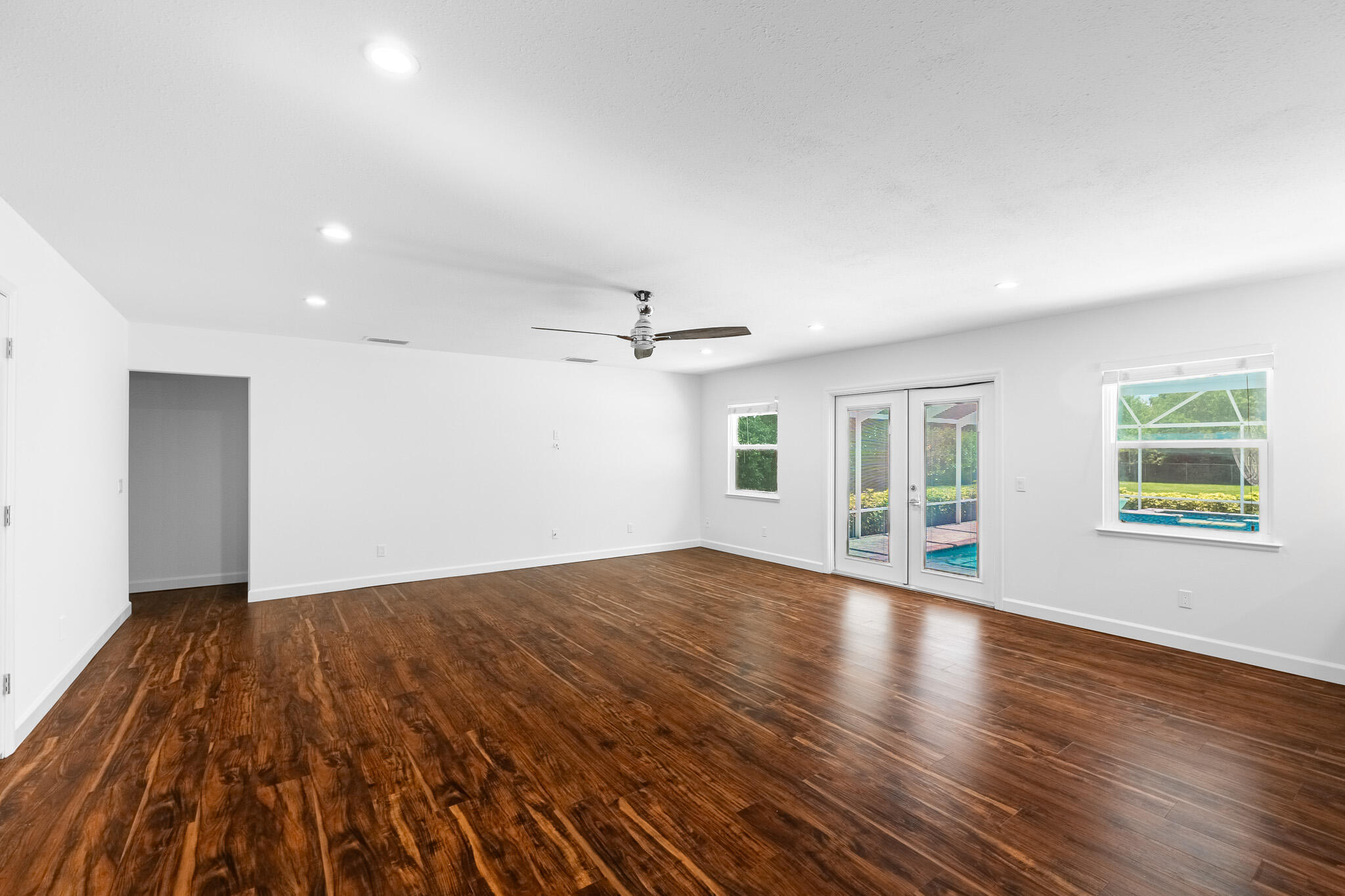 736 34th Terrace