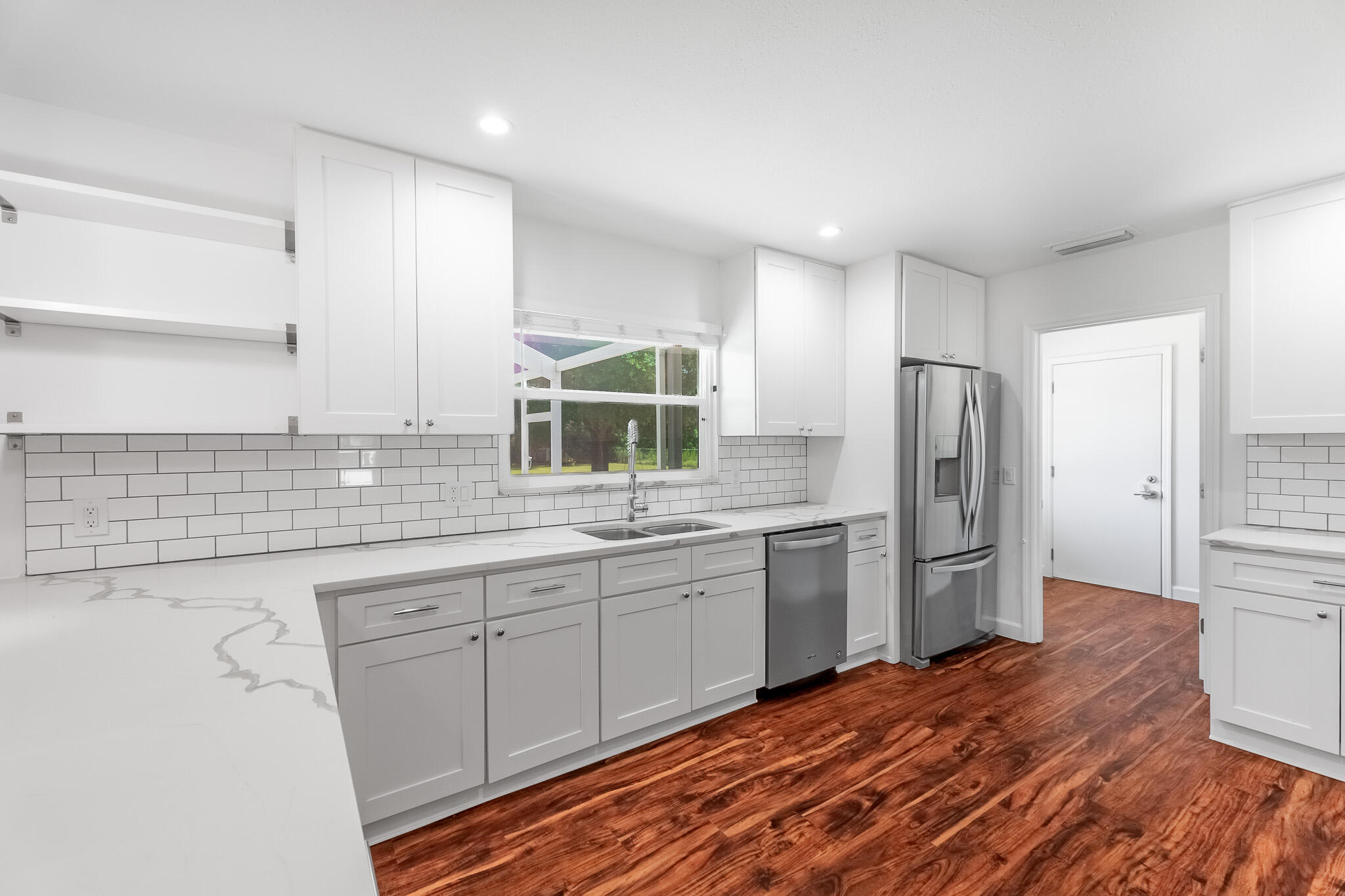736 34th Terrace