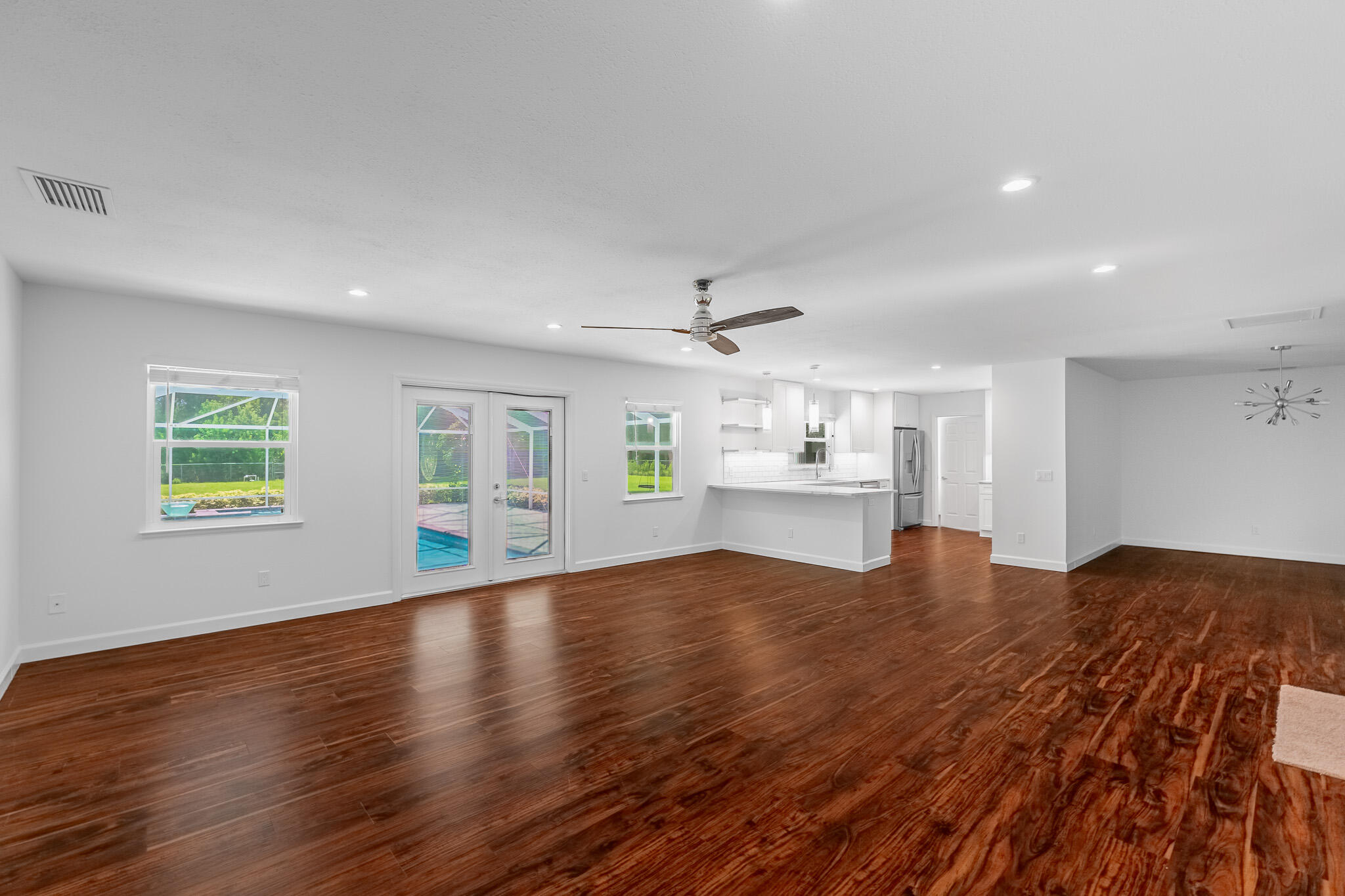 736 34th Terrace