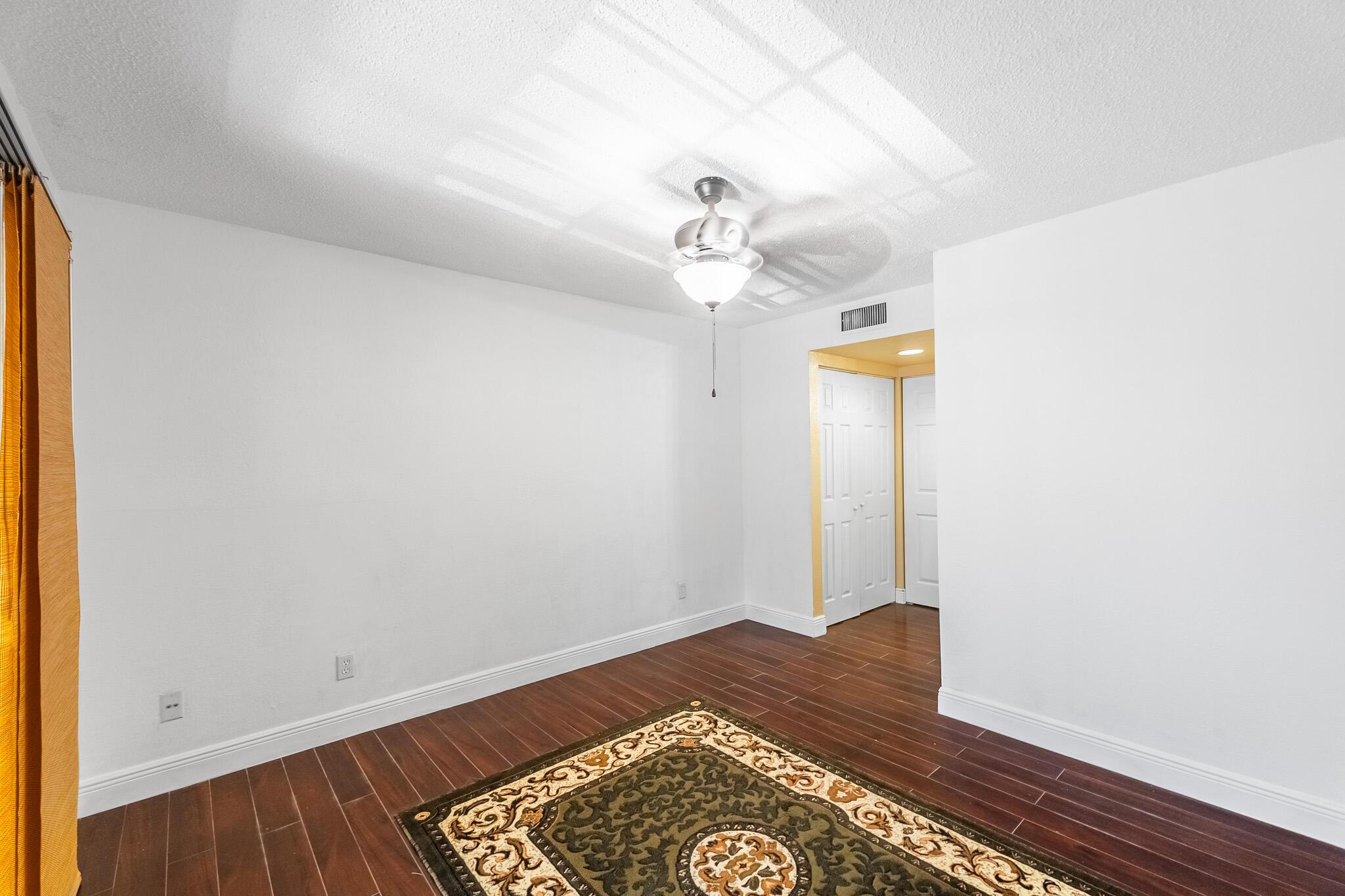 1629 SE Green Acres Circle 202