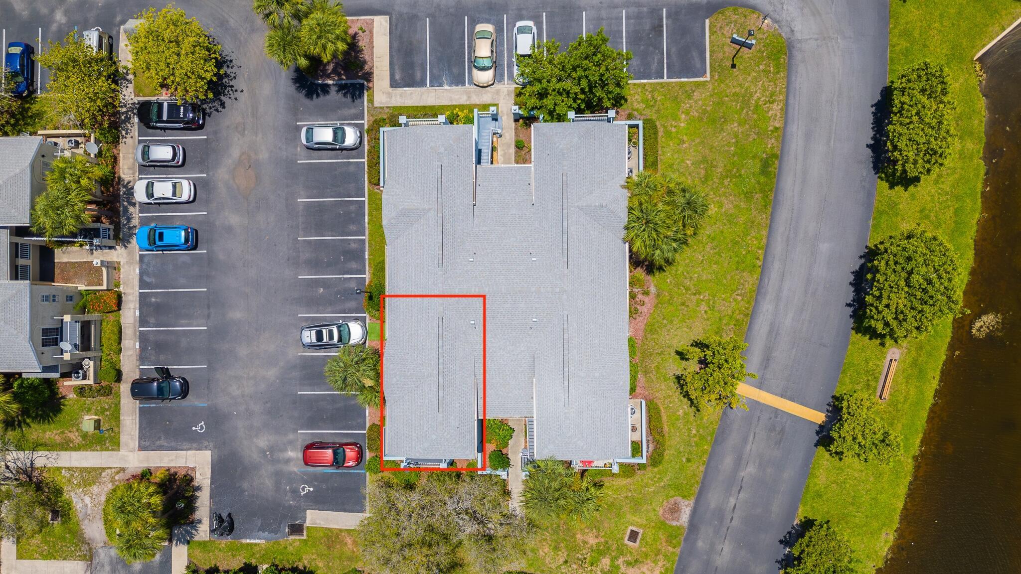 1629 SE Green Acres Circle 202