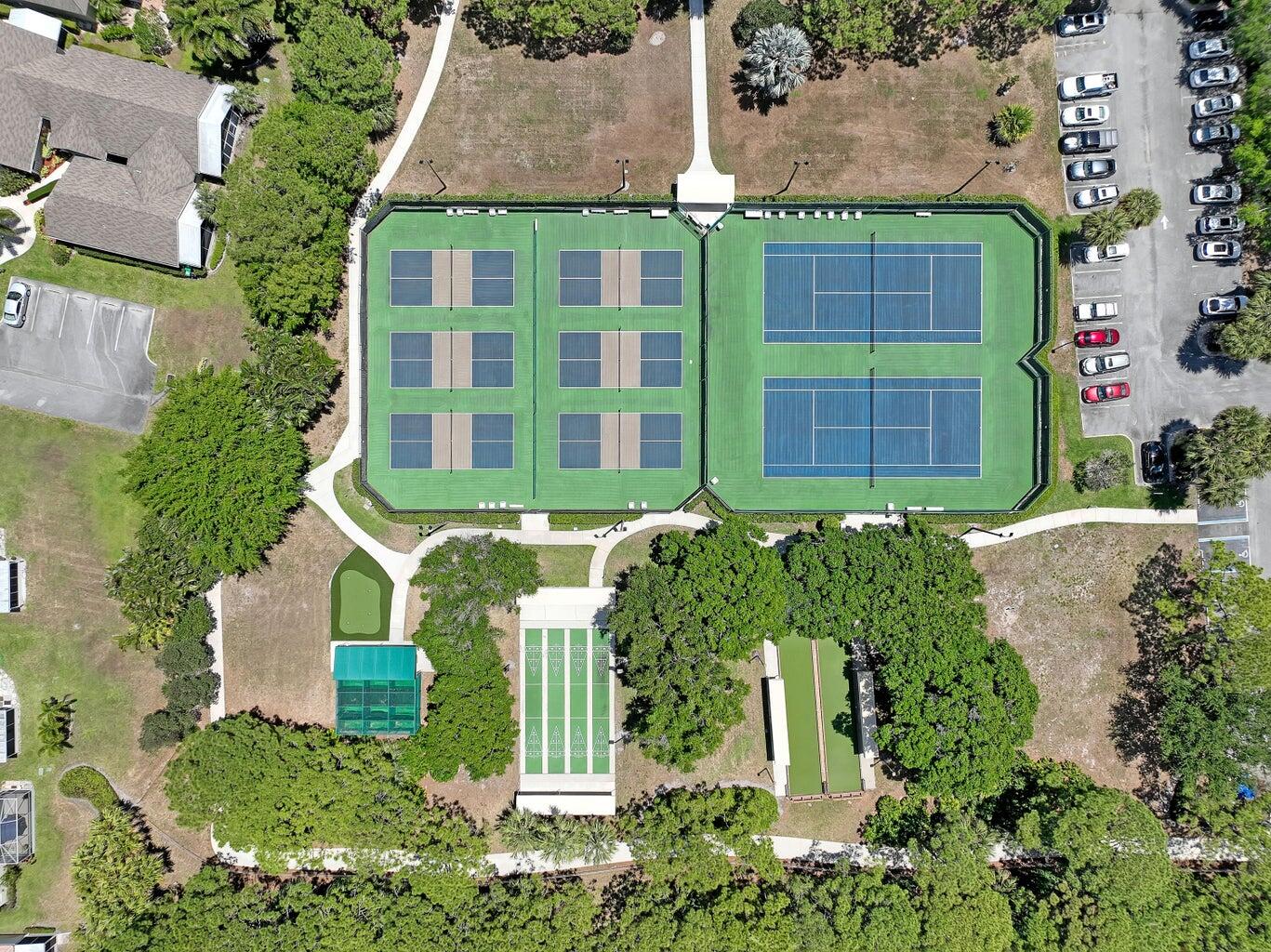 460 NW Casanova Circle