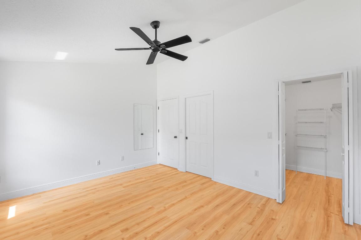 460 NW Casanova Circle