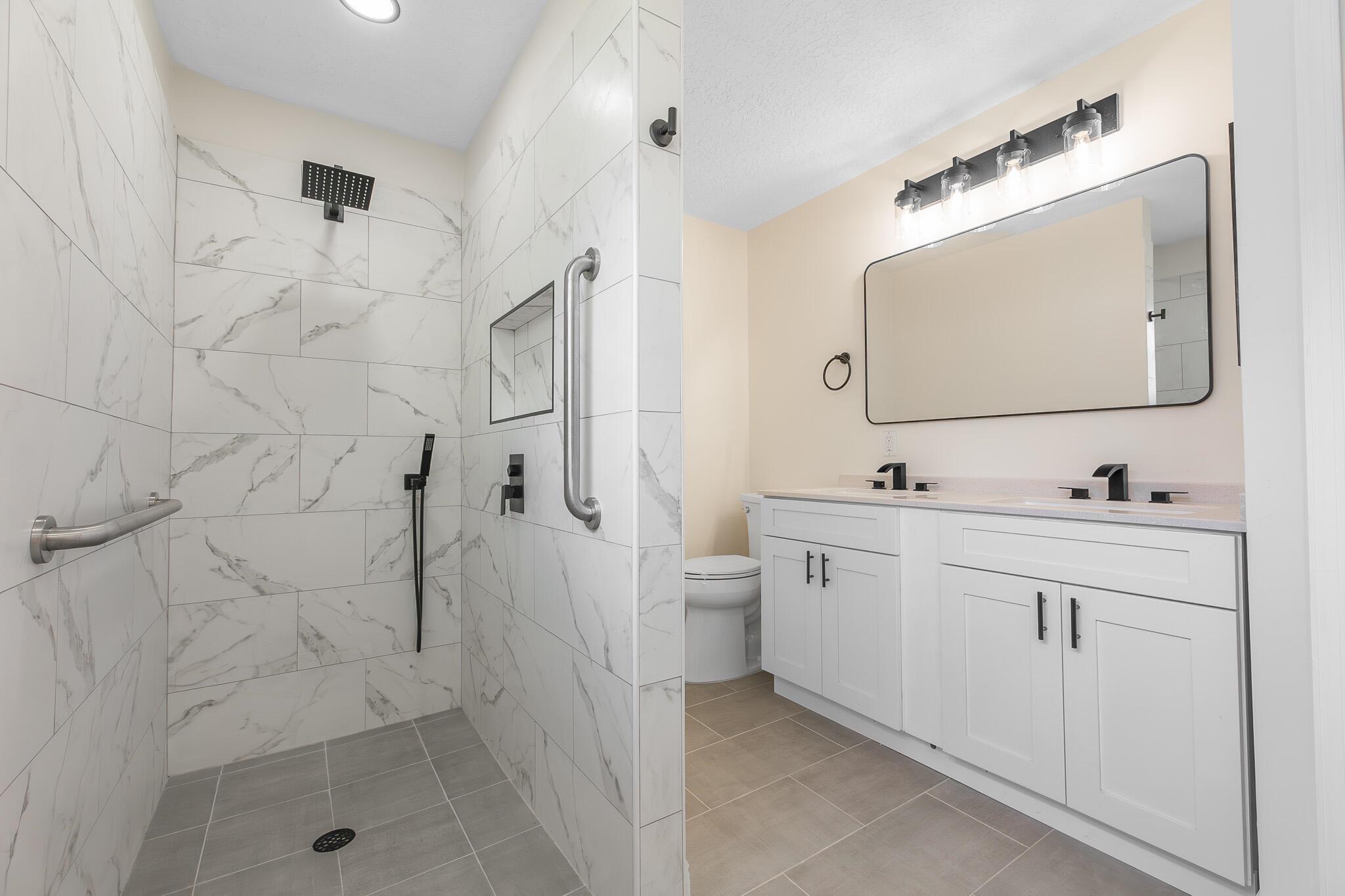 460 NW Casanova Circle