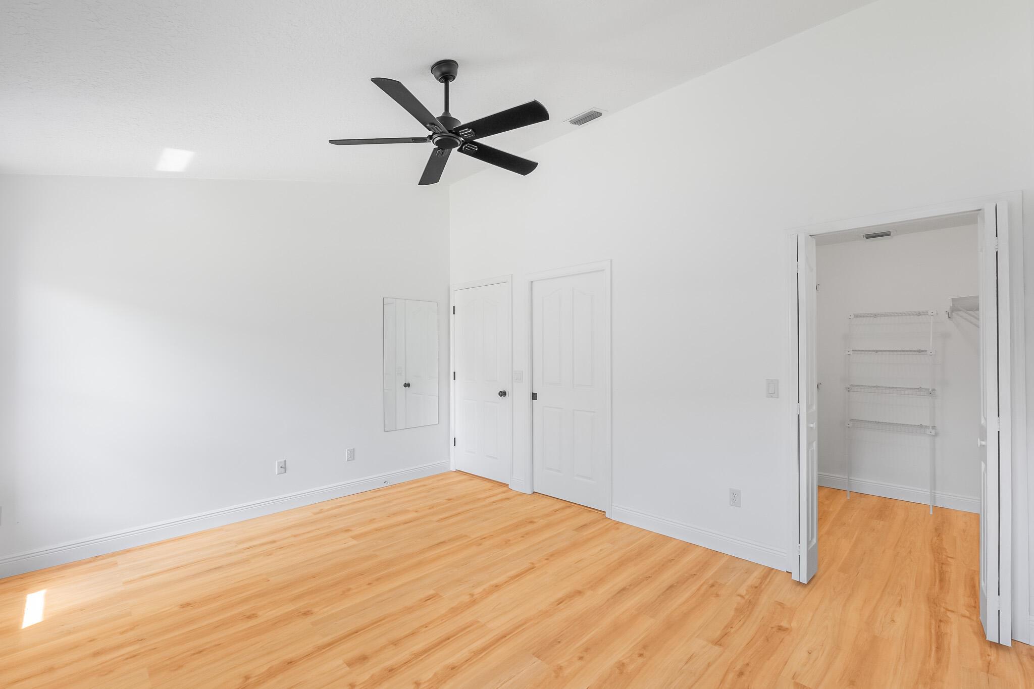 460 NW Casanova Circle