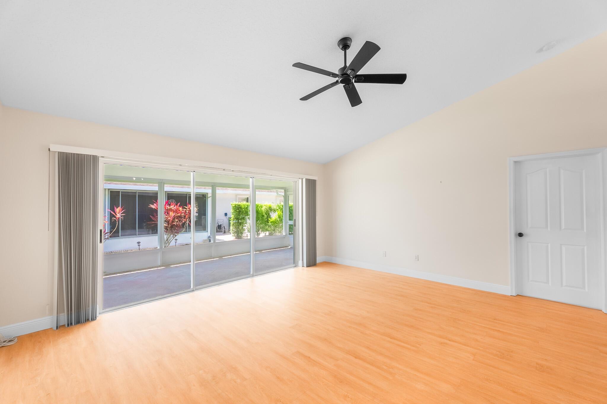 460 NW Casanova Circle