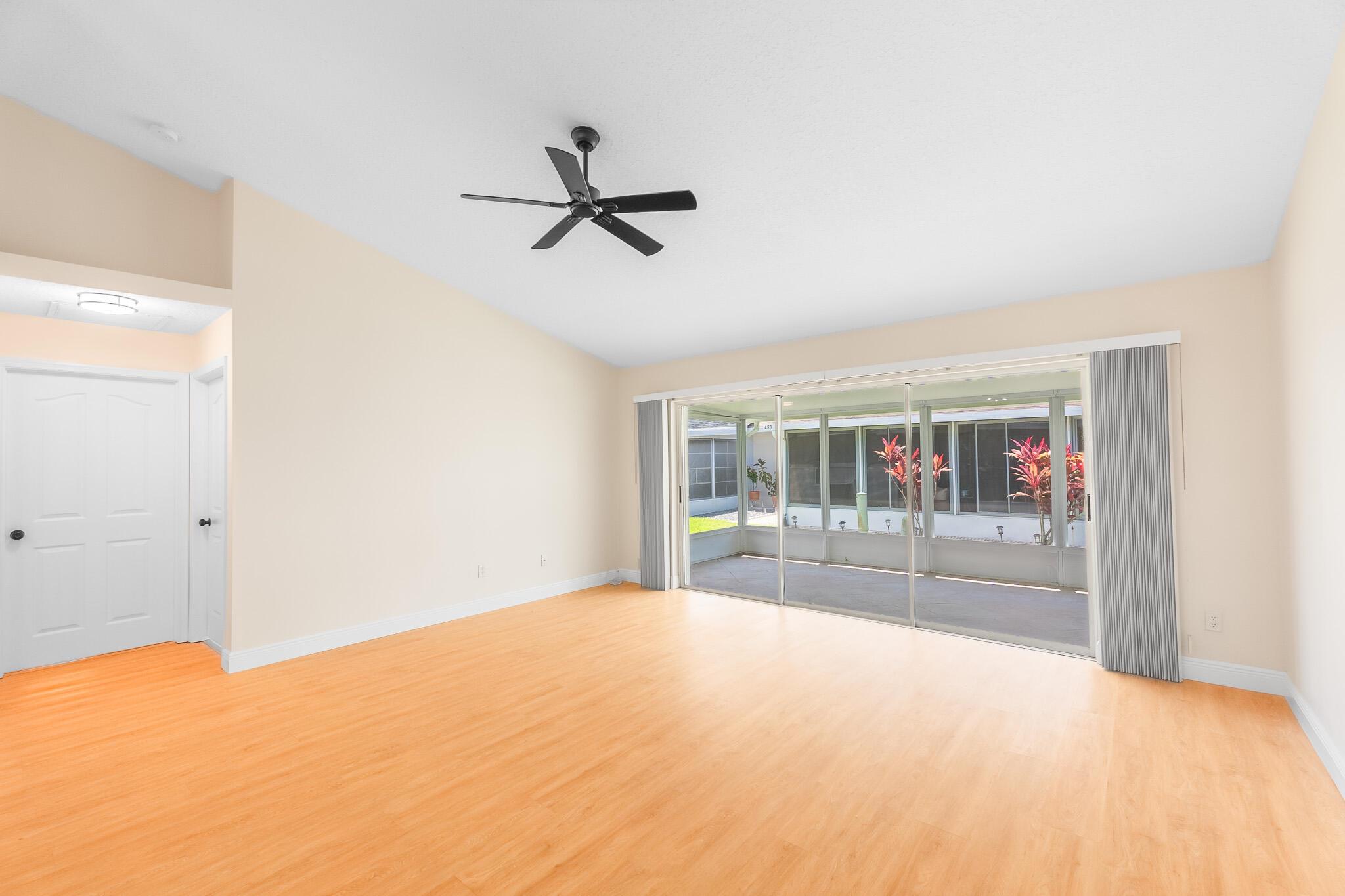 460 NW Casanova Circle