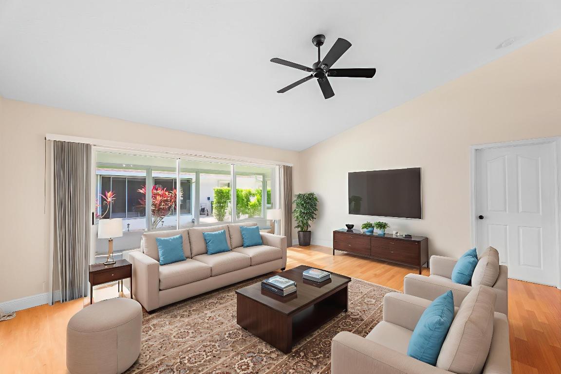 460 NW Casanova Circle